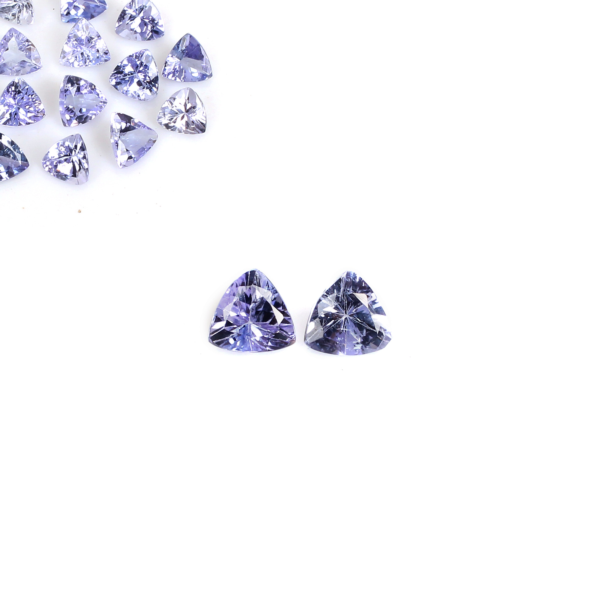 AAA Quality 1Pcs Natural Tanzanite 5x5mm Cushion Cut 0500Cts Loose Gemstone