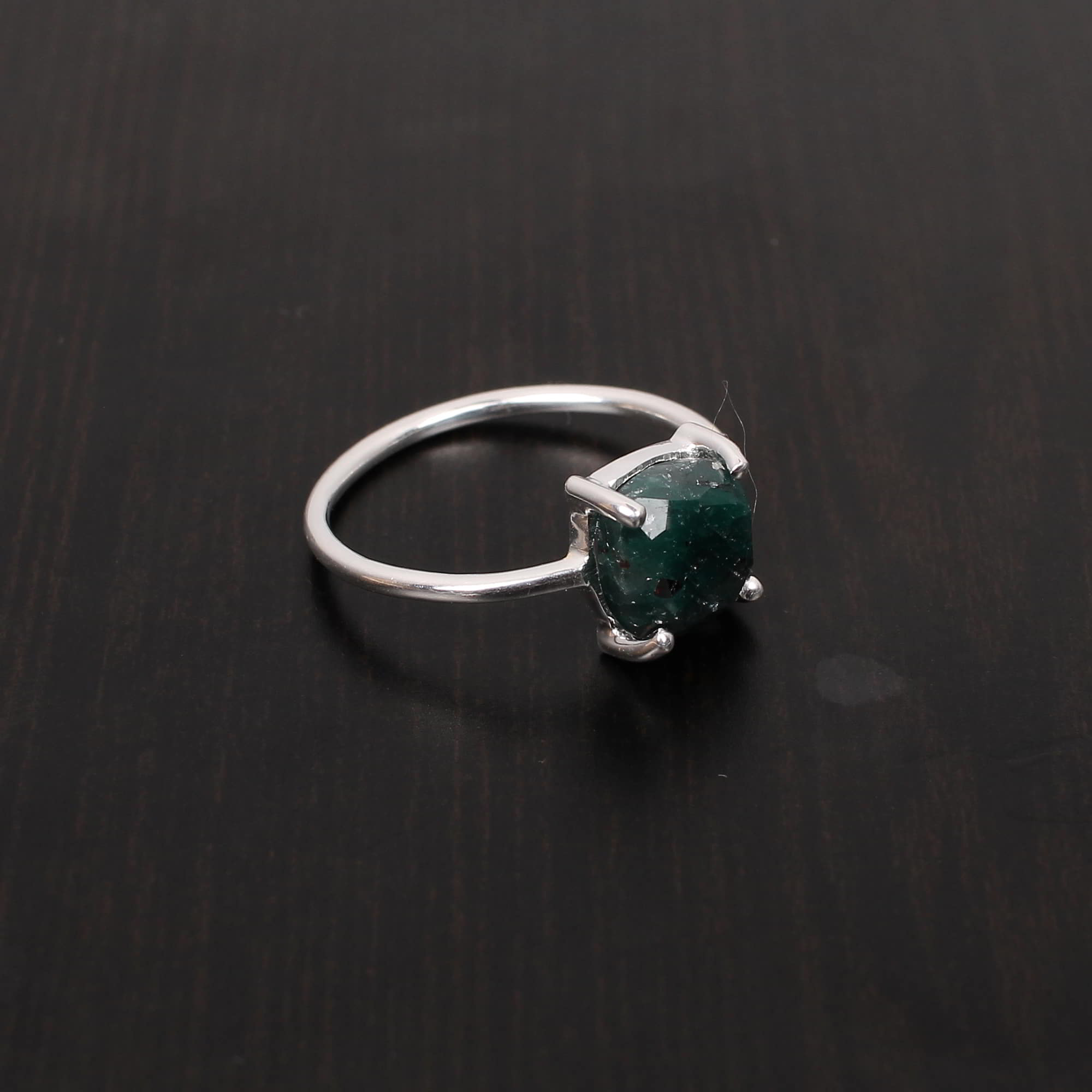 Emerald Corundum 8x8mm Cushion Cut 213Gram 925 Sterling Silver Ring