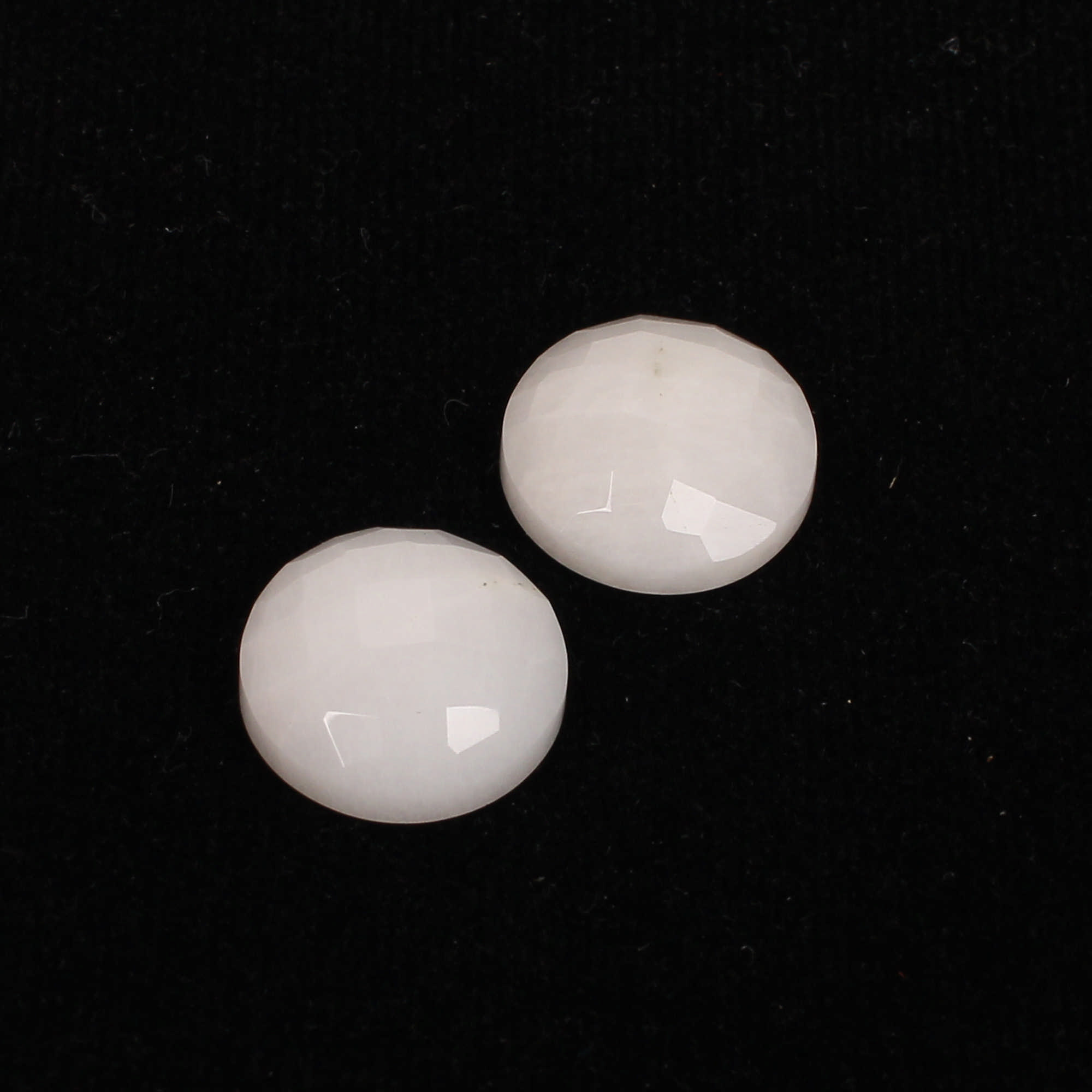 2Pes White King Agate 15mm Round Checker Cut 2100Cts