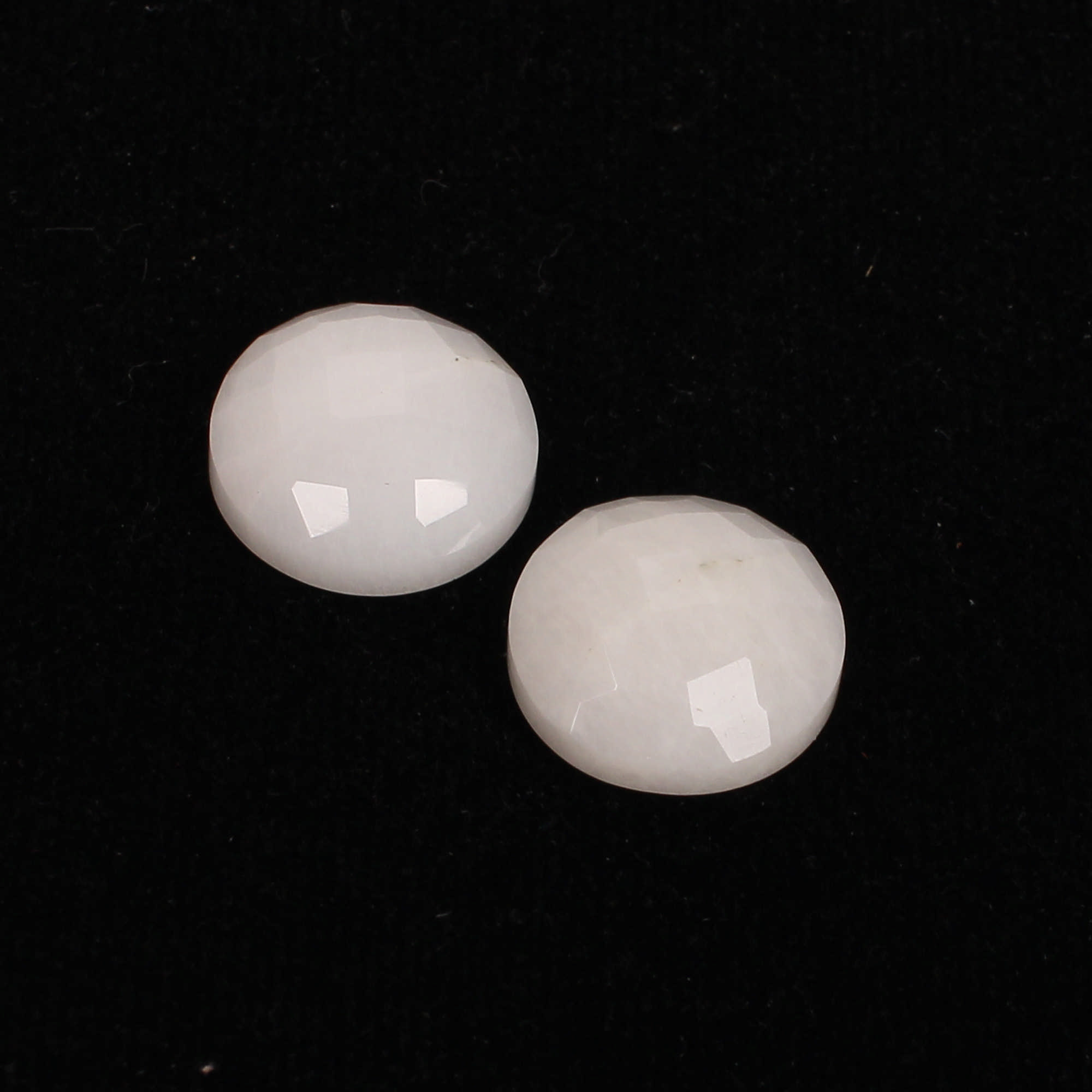 2Pes White King Agate 15mm Round Checker Cut 2100Cts