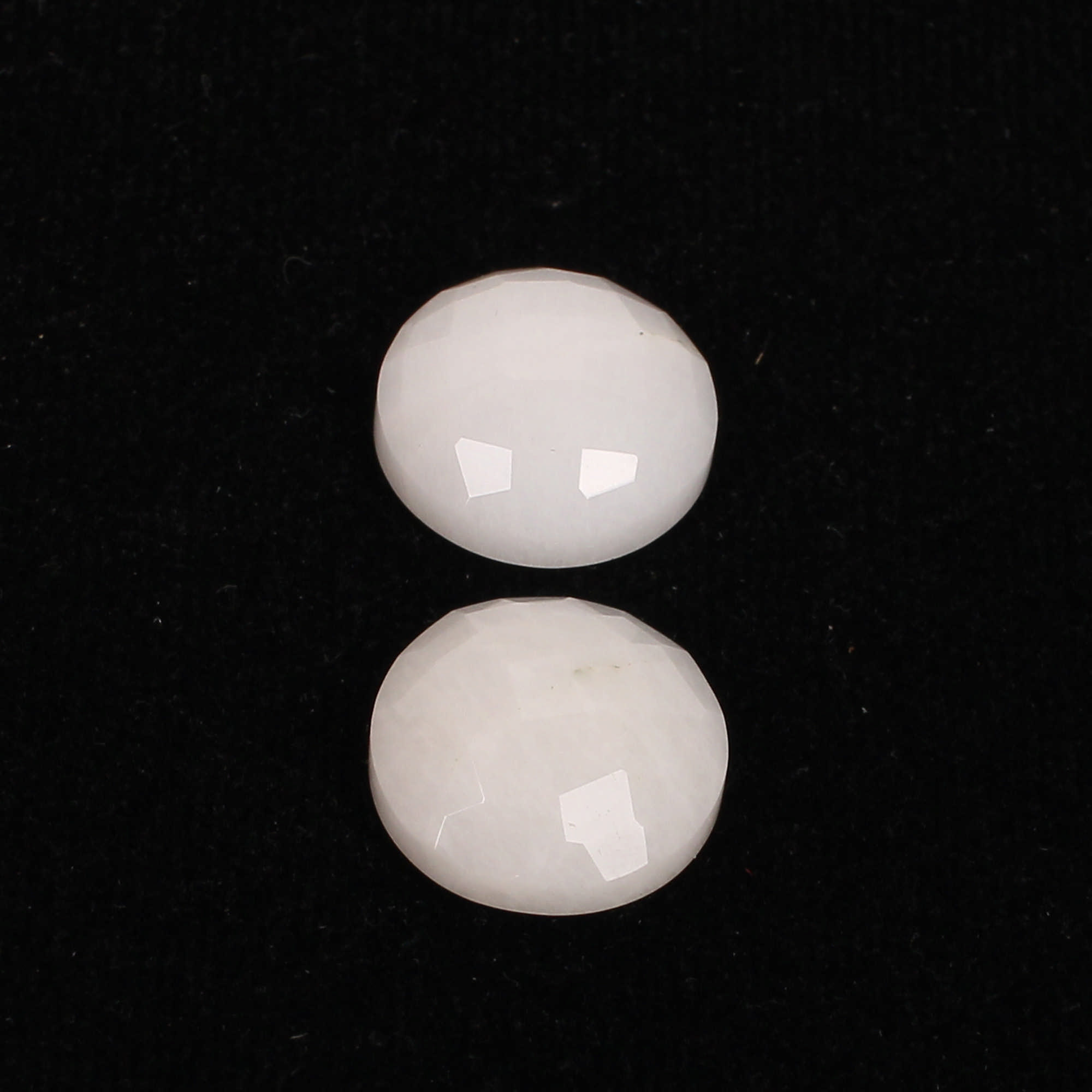 2Pes White King Agate 15mm Round Checker Cut 2100Cts