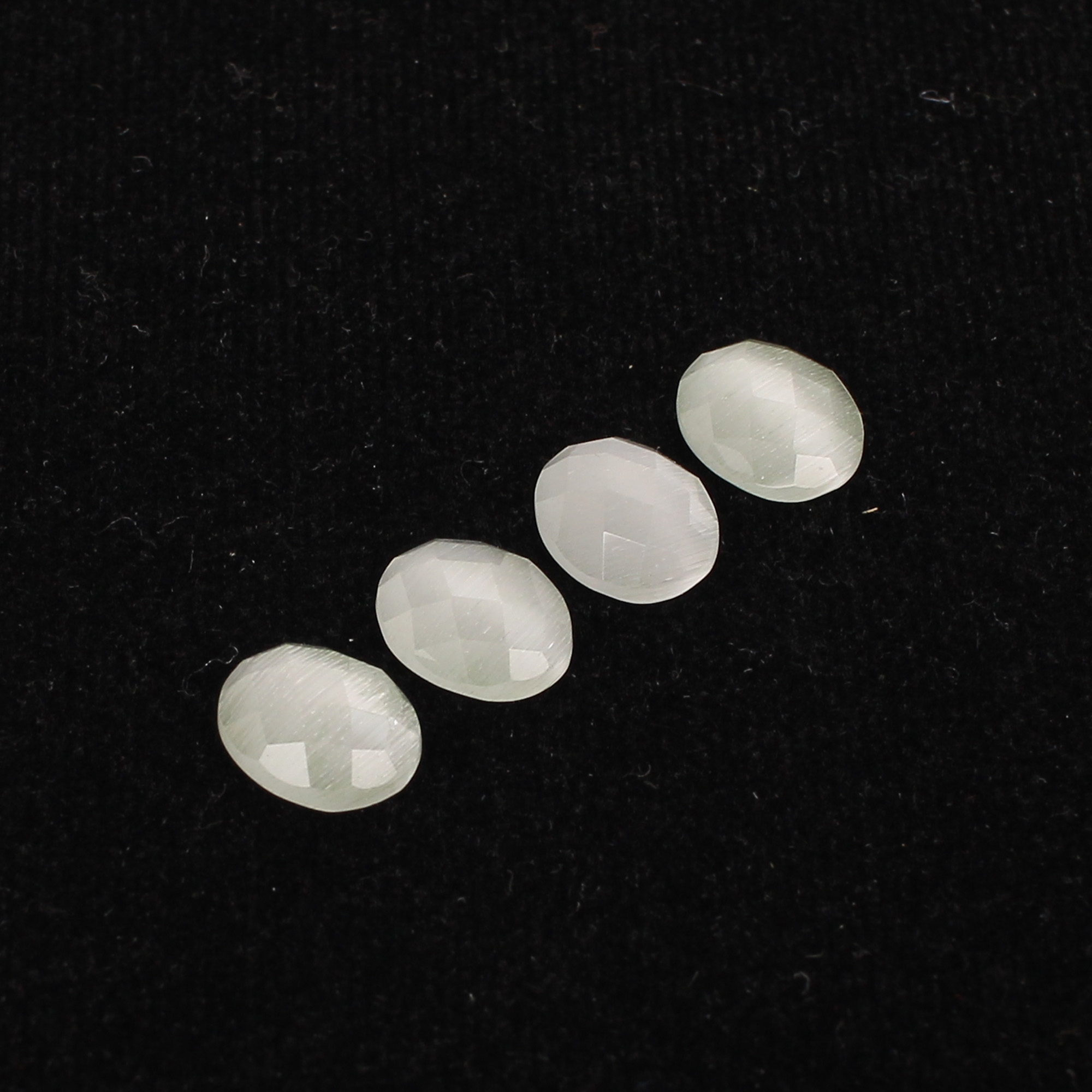 4Pcs White Cats Eye 10x8mm Oval Checker Cut 900cts