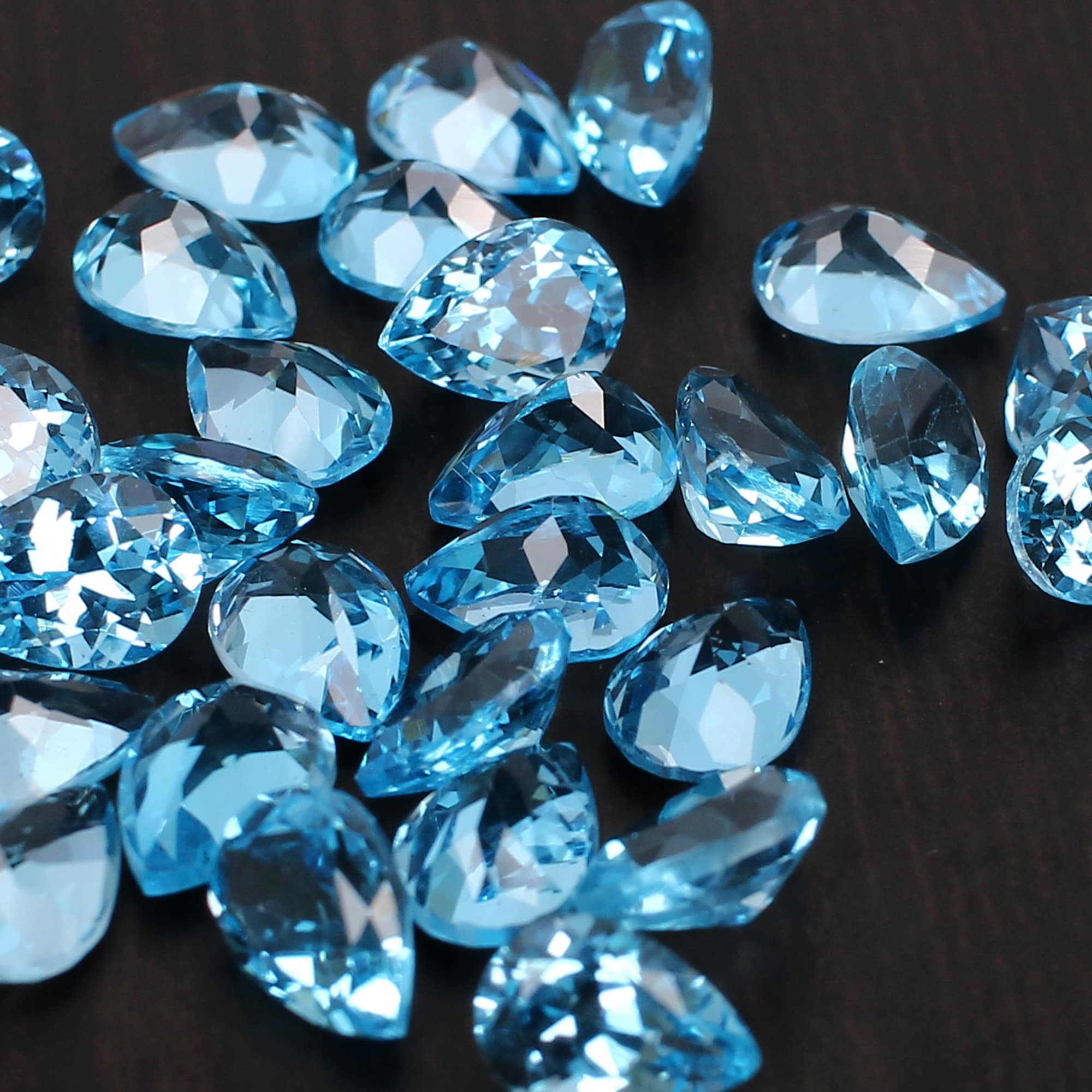 Natural Swiss Blue Topaz 7x5mm Pear Faceted Cut 095 Cts