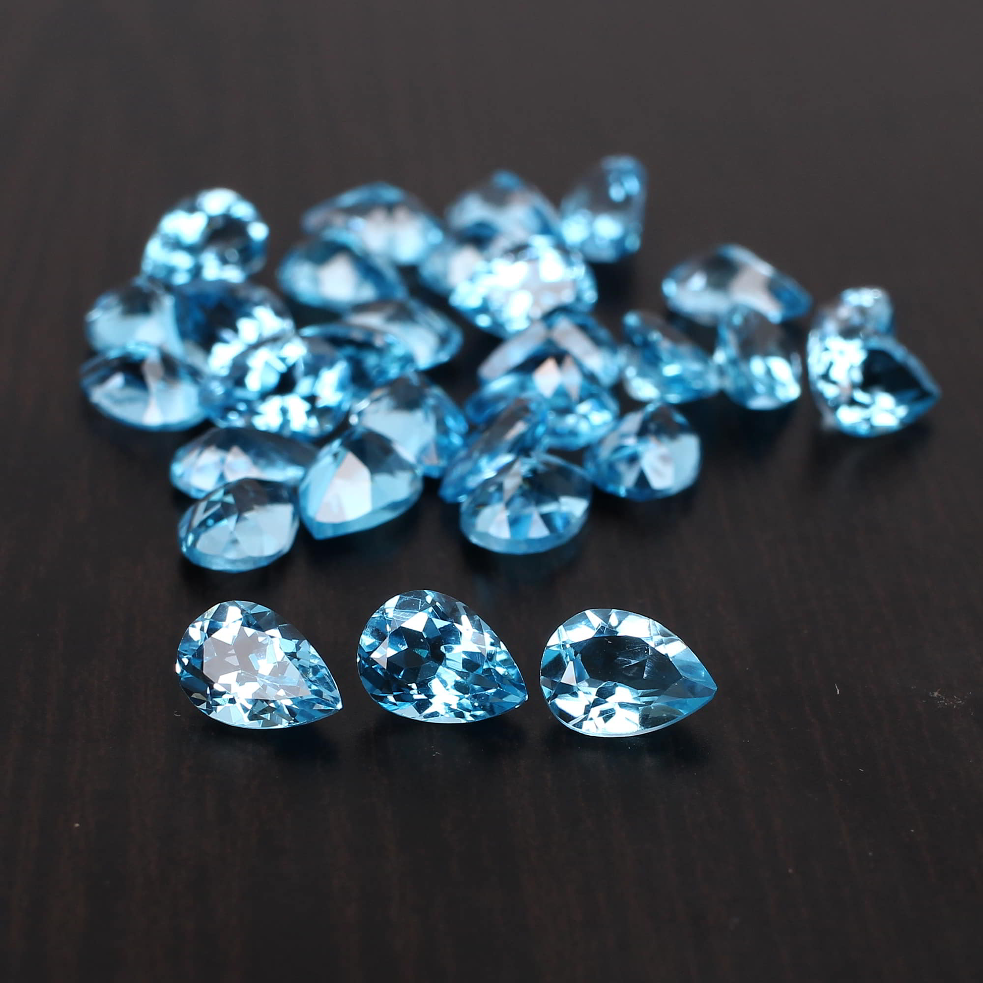 Natural Swiss Blue Topaz 7x5mm Pear Faceted Cut 095 Cts