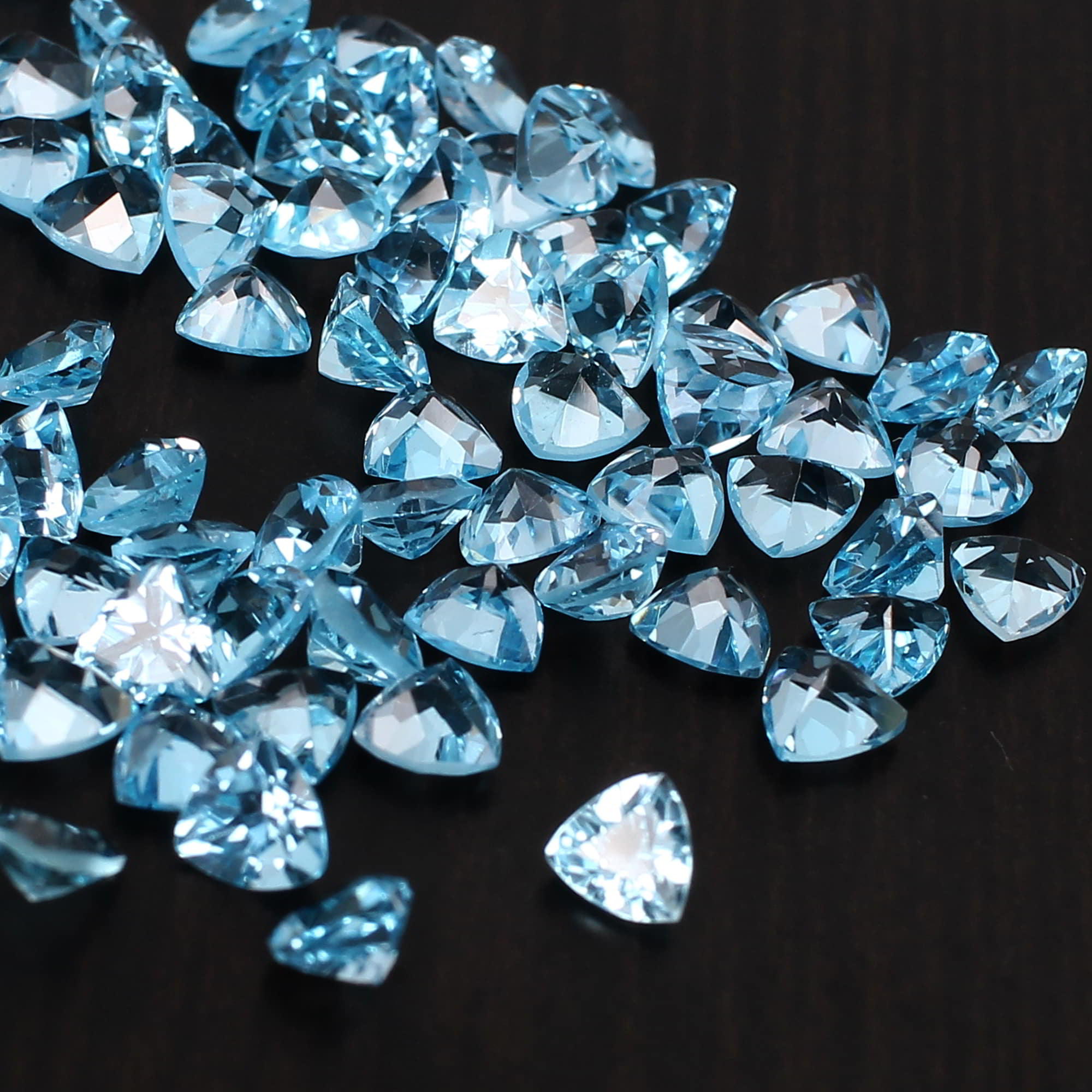 5 Pcs Natural Swiss Blue Topaz 4x4mm Trillion Faceted Cut 110 Cts