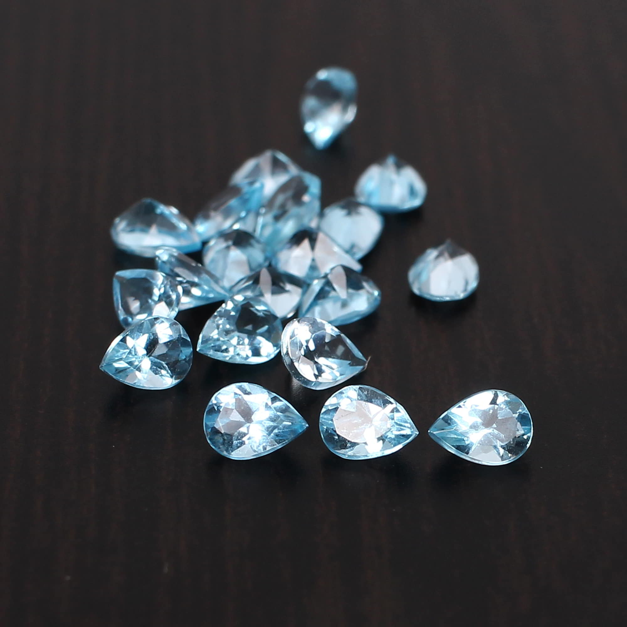 5 Pcs Natural Swiss Blue Topaz 4x3mm Pear Faceted Cut 1 Cts