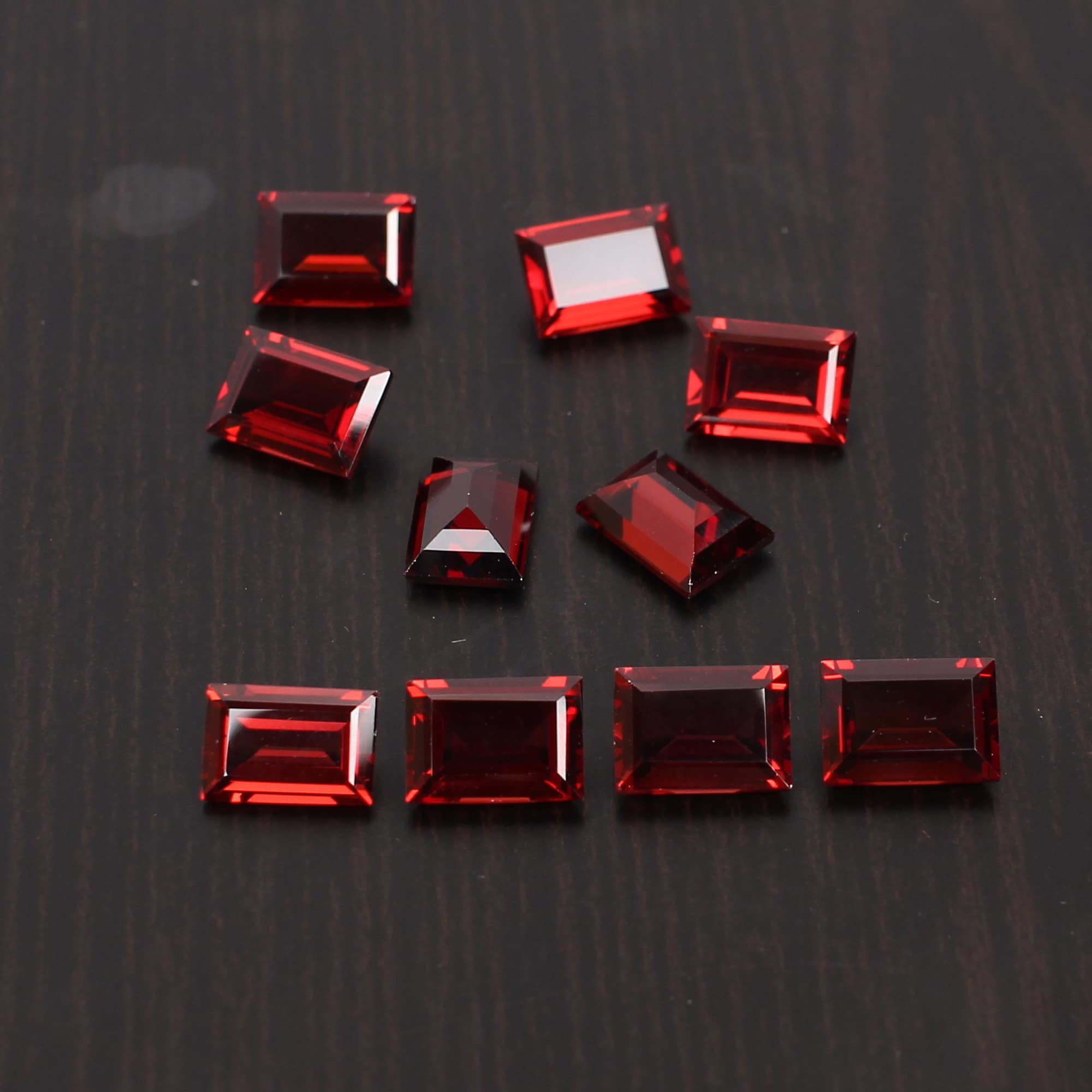 10 pcs Natural Mozambique Garnet 7x5mm Rectangle Faceted Cut 12cts