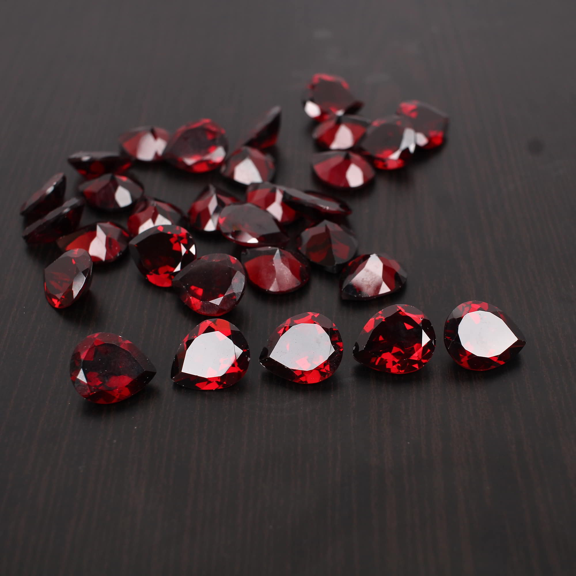30 pcs Natural Mozambique Garnet 12x10 mm Pear Cut Faceted Cut 152 cts