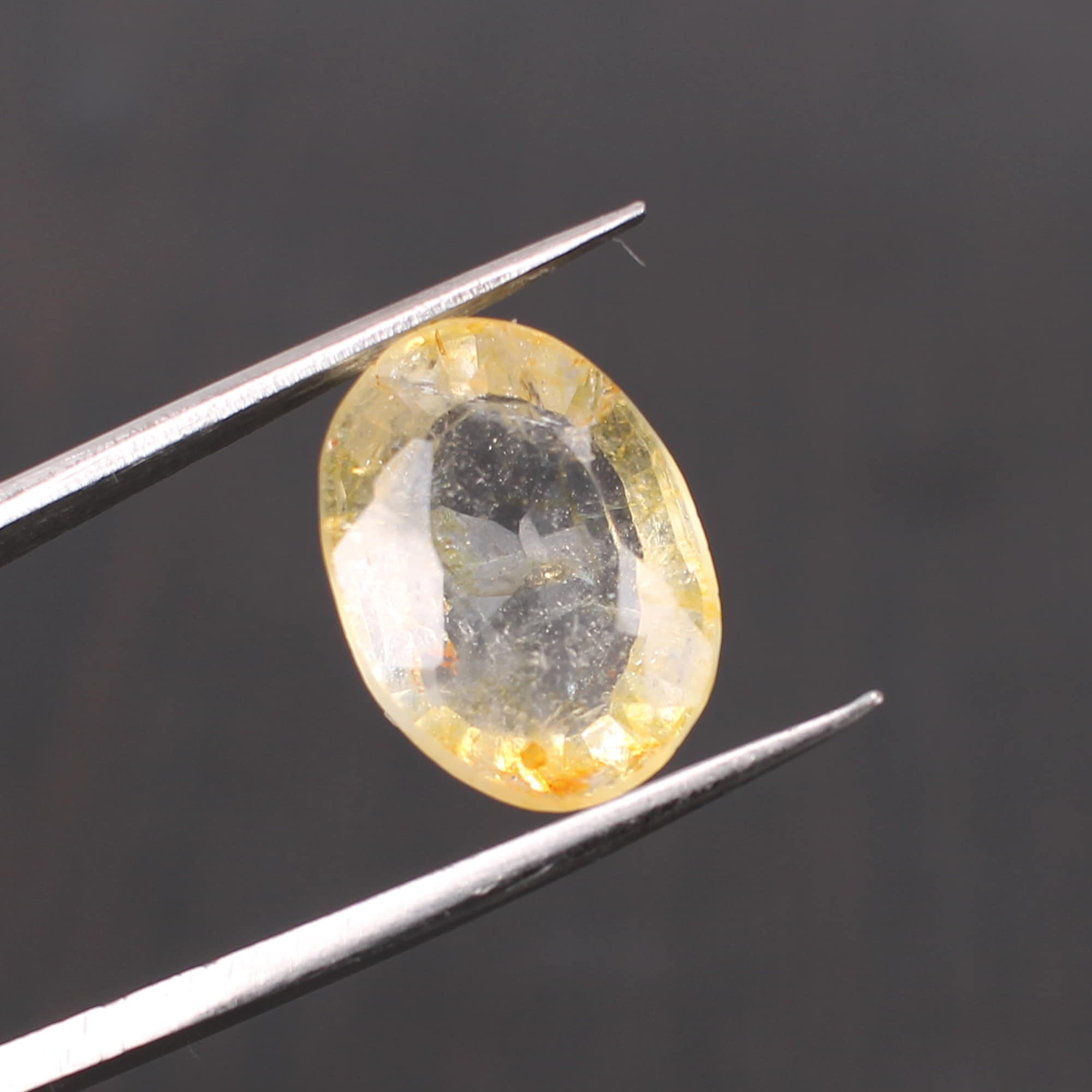 Yellow Sapphire 14x10mm Oval Faceted Cut 895 Cts