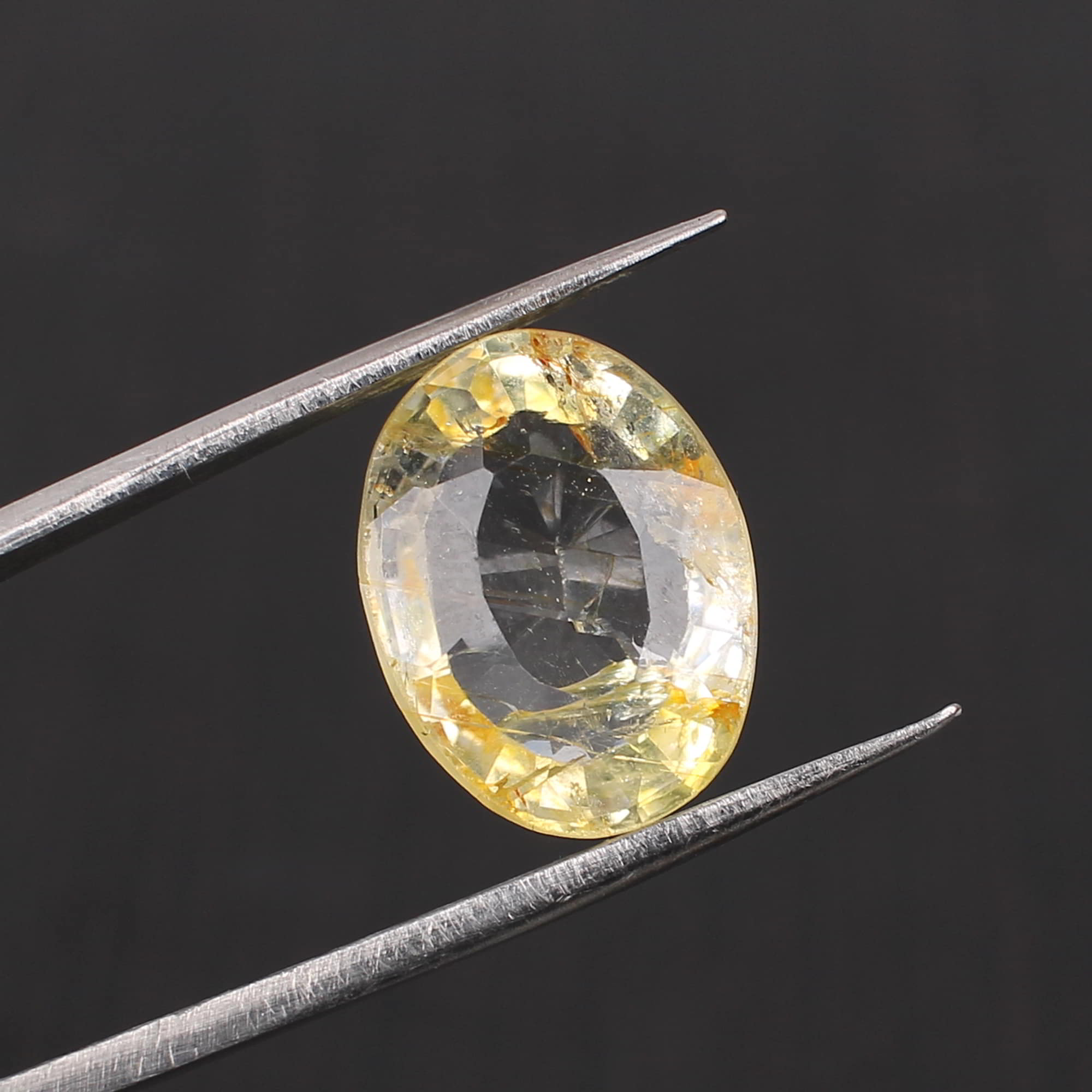 Yellow Sapphire 14x11mm Oval Faceted Cut 940 Cts