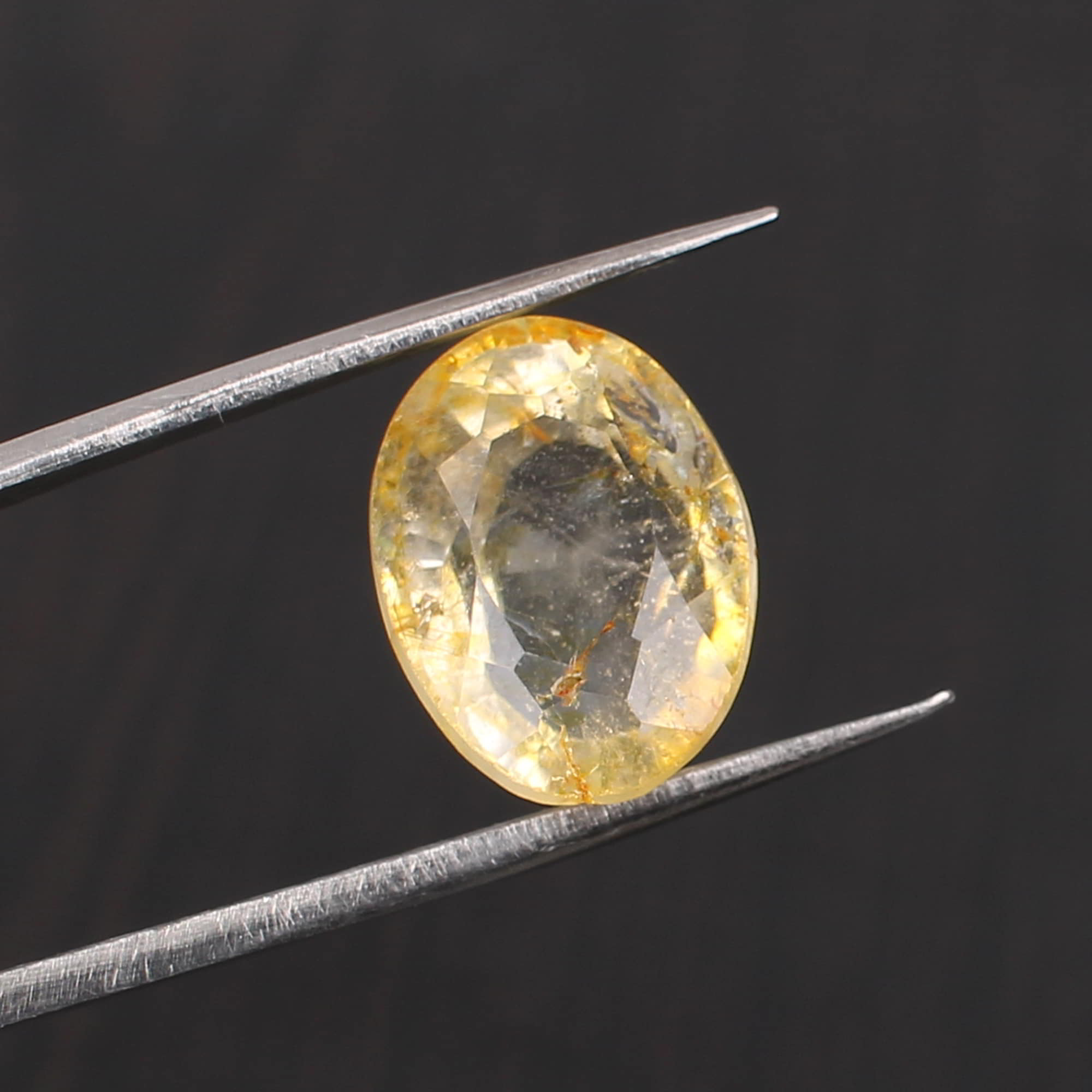 Yellow Sapphire 14x10mm Oval Faceted Cut 995 Cts