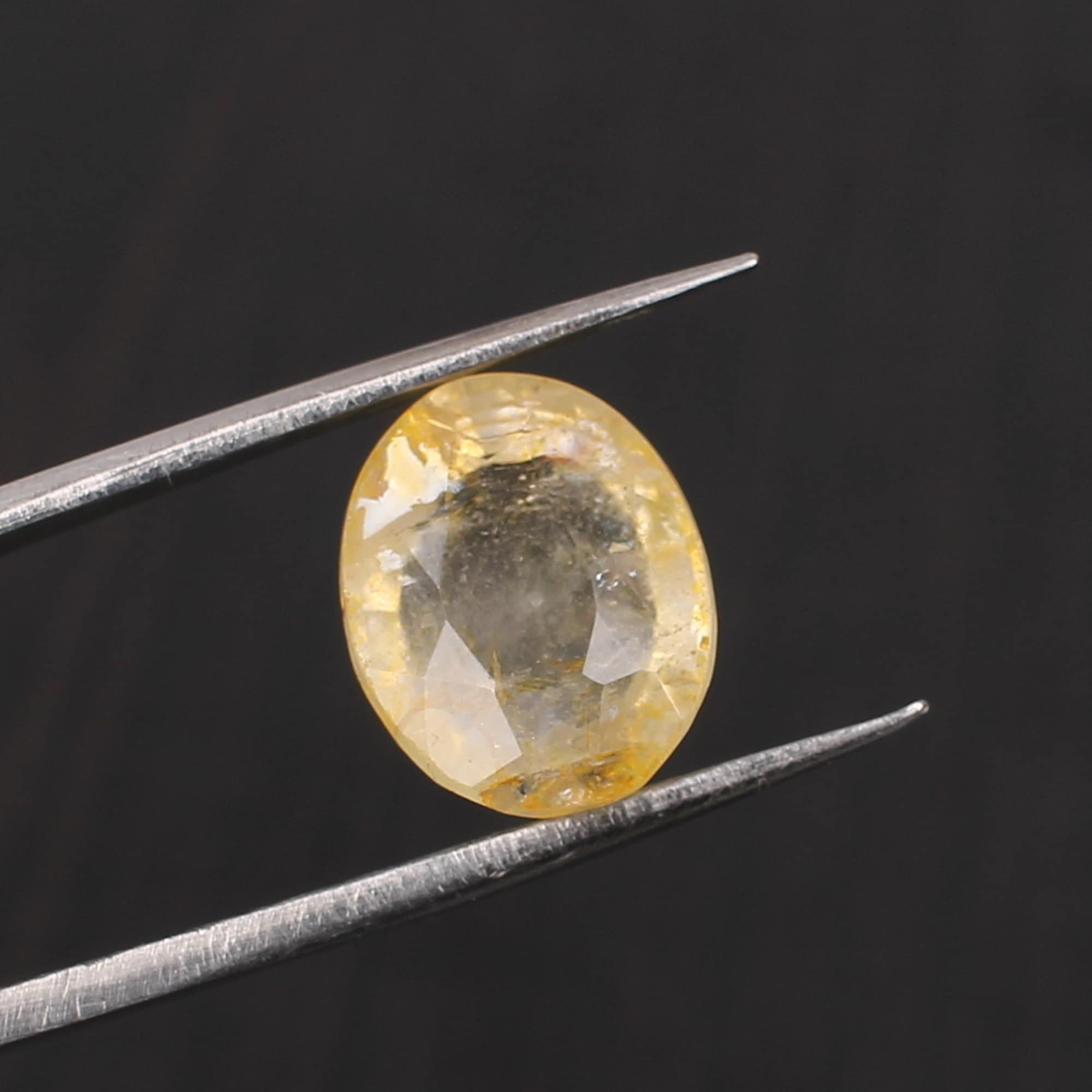 Yellow Sapphire 12x10mm Oval Faceted Cut 720 Cts