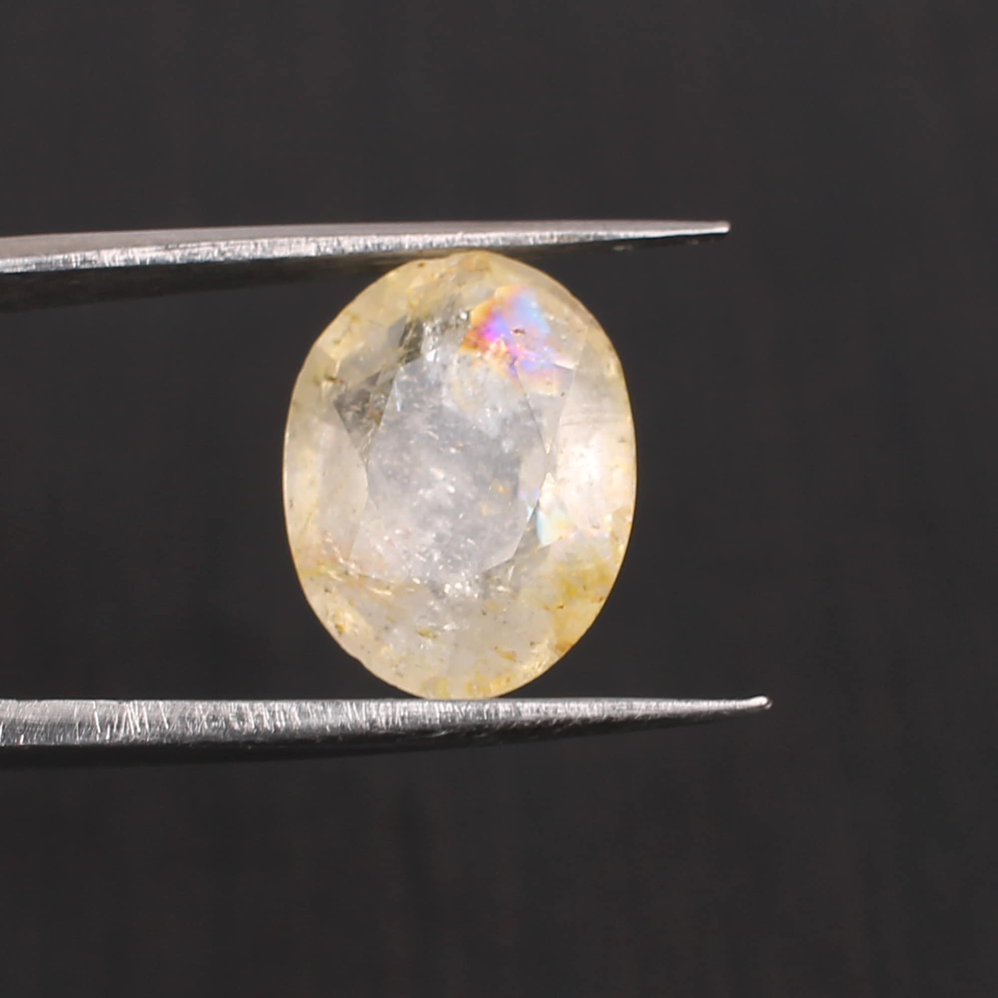 Yellow Sapphire 14x11mm Oval Faceted Cut 850 Cts