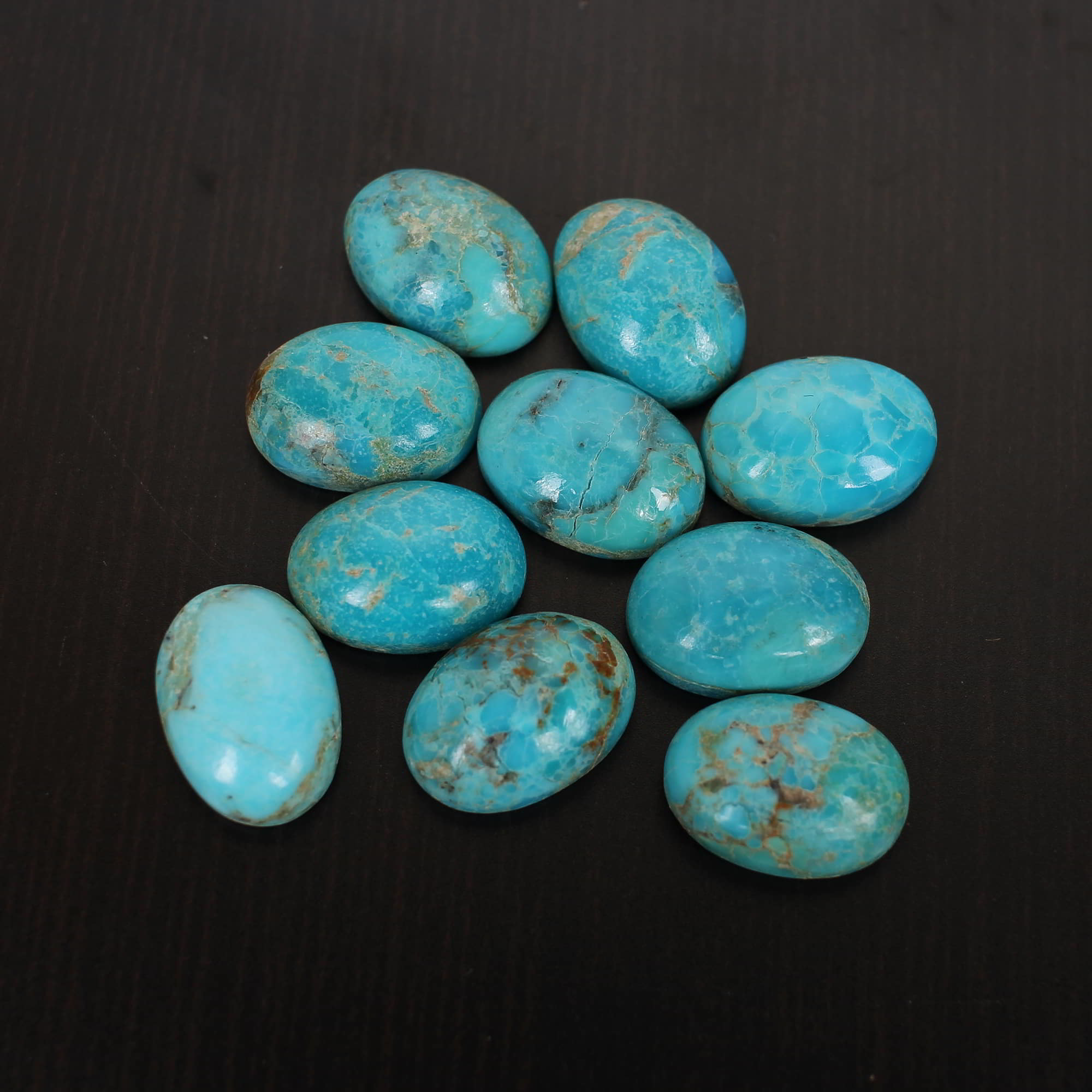 Natural American Turquoise 14x10mm Oval Cabochon 555 Cts