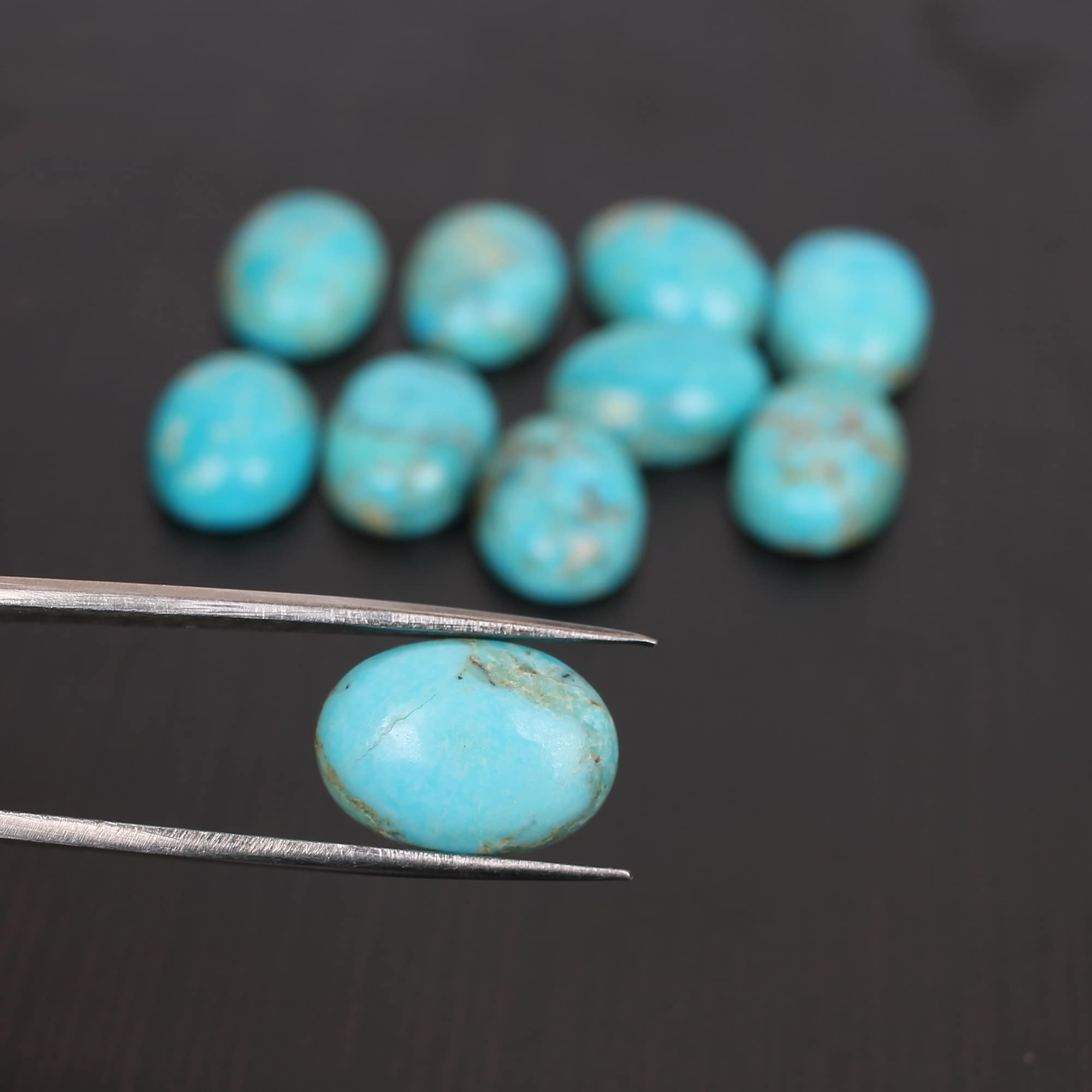 Natural American Turquoise 14x10mm Oval Cabochon 555 Cts