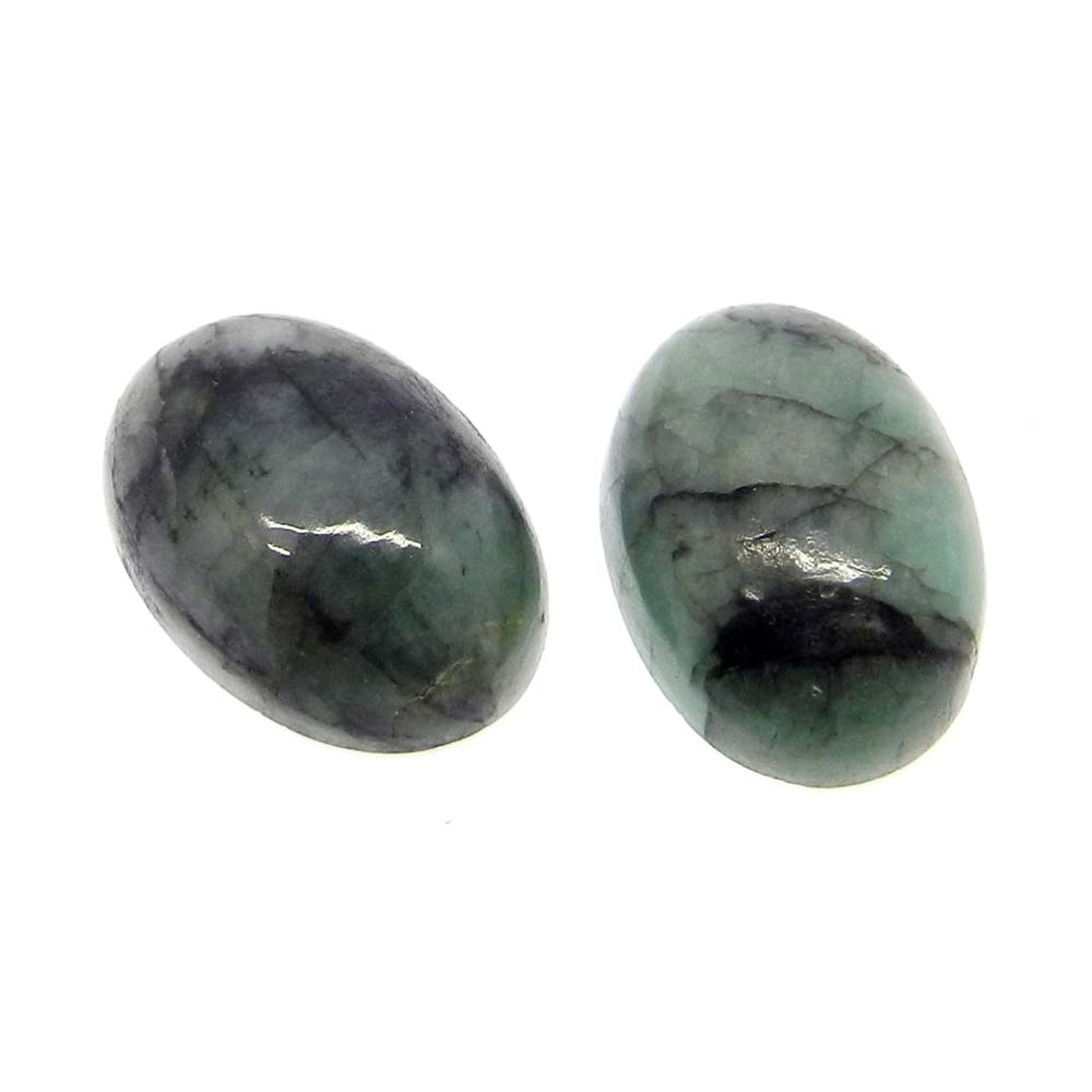Sakota Emerald 14x10mm Oval Cabochon 625 Cts