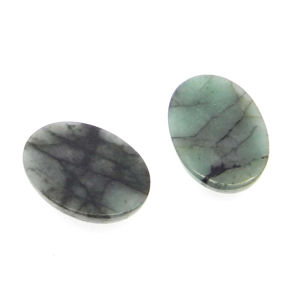Sakota Emerald 14x10mm Oval Cabochon 625 Cts
