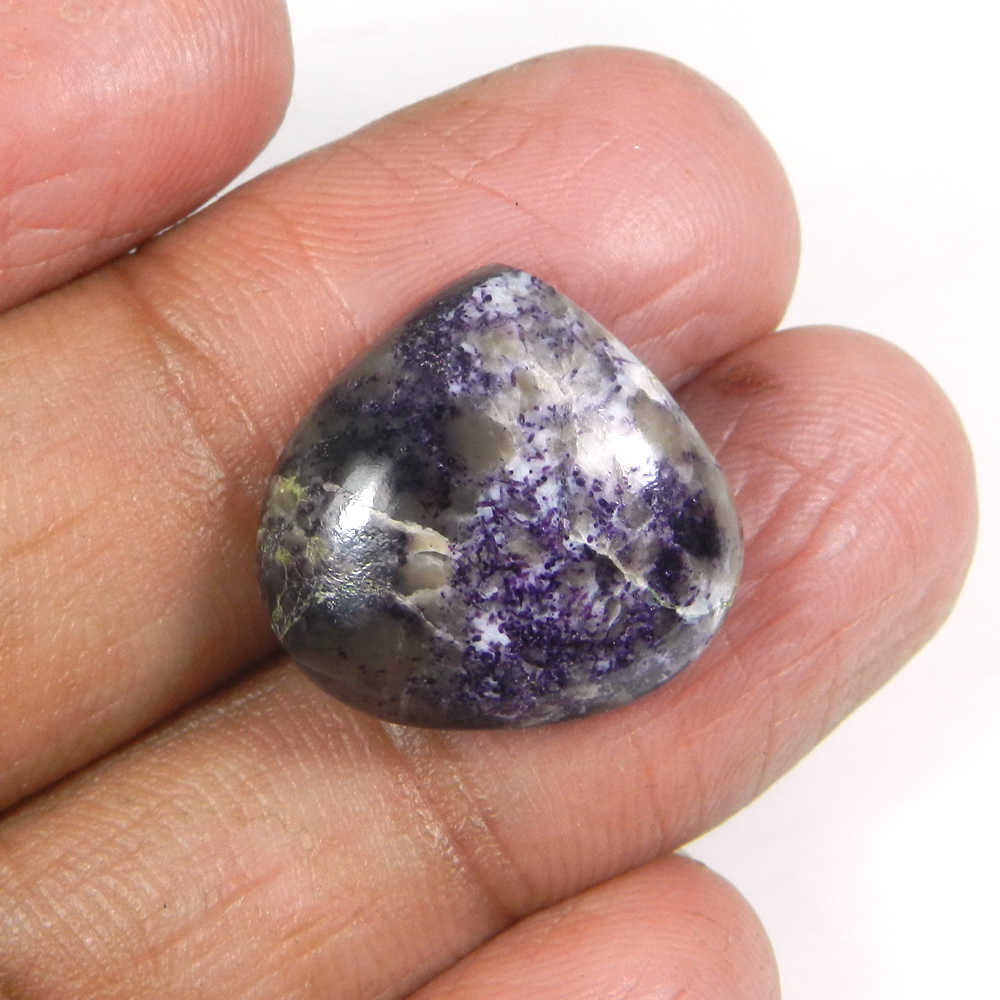 Semi Precious Gemstone Sujilite 18x18mm Heart Cabochon 1790 Cts