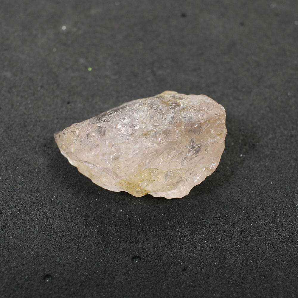 Natural Morganite 34x23mm Rough 6280 Cts
