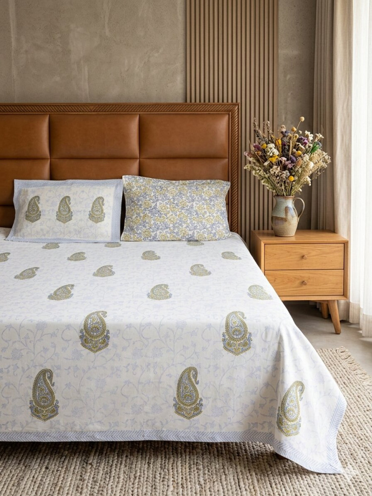 Image of Royal Paisley Handblock King Size Bedsheet