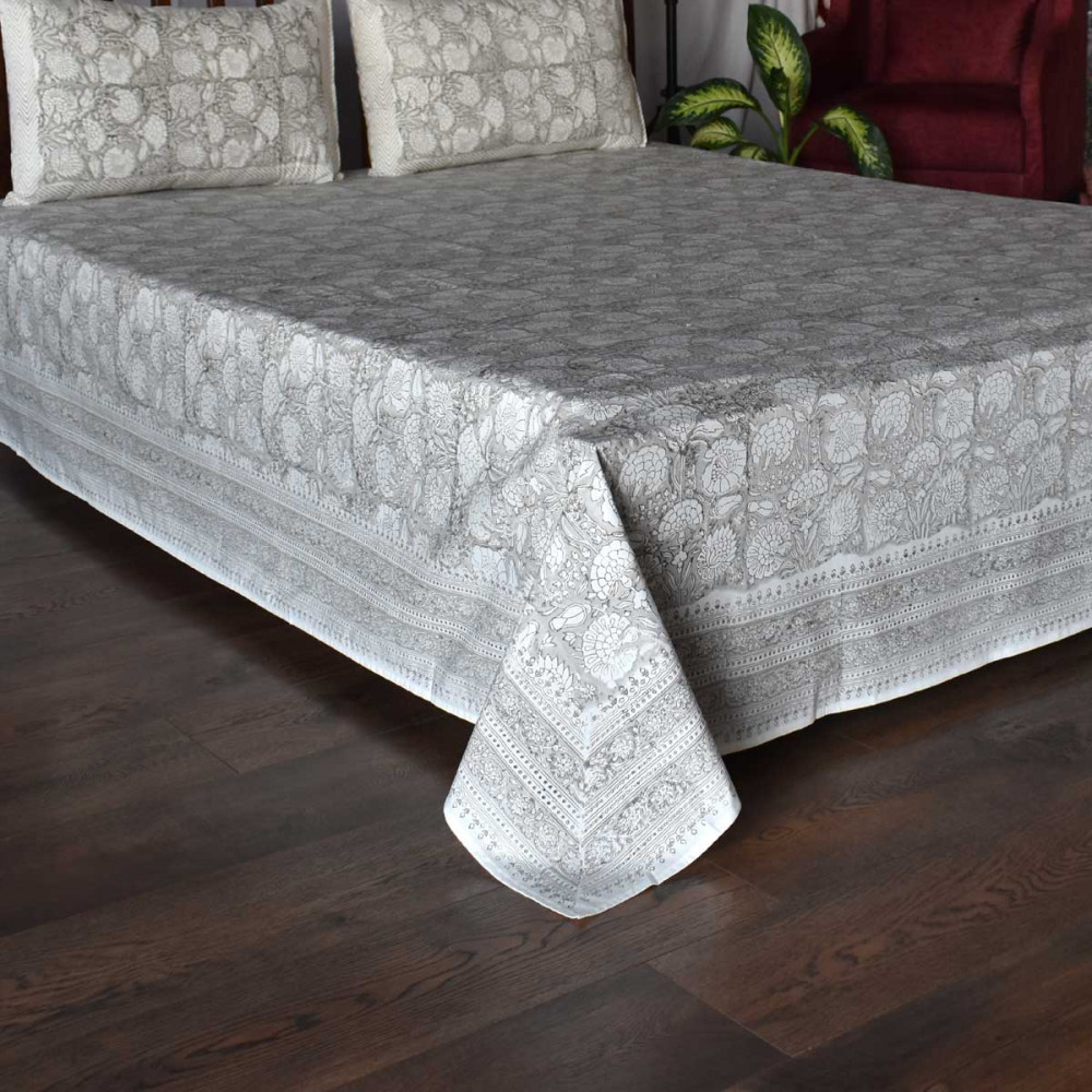 Image of King Size Block Printed Percale Fine Cotton Bedspread with 2 Pillow Cases  | 100946