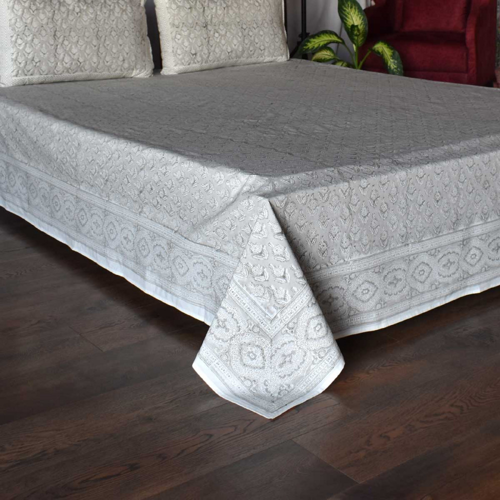 Image of King Size Block Printed Percale Fine Cotton Bedspread with 2 Pillow Cases  | 100949