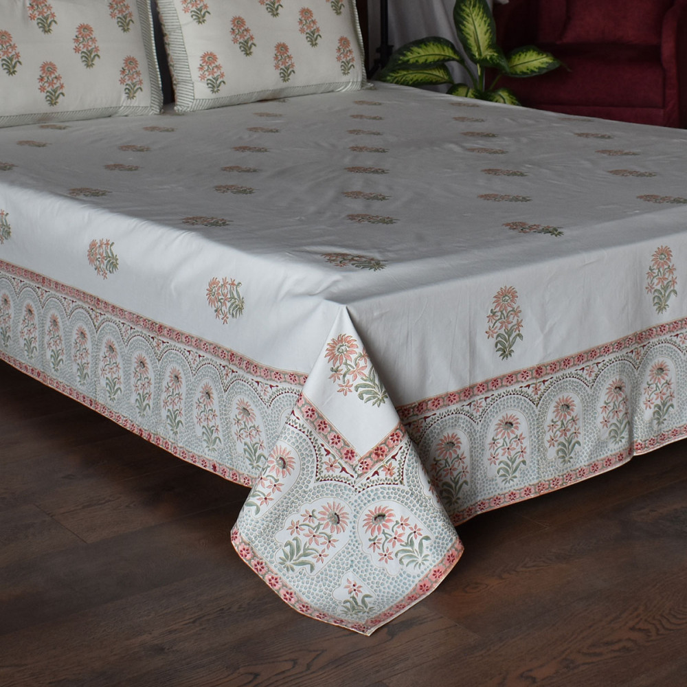 Image of Queen Size Percale Fine Cotton Bedspread with 2 Pillow Cases | 200063