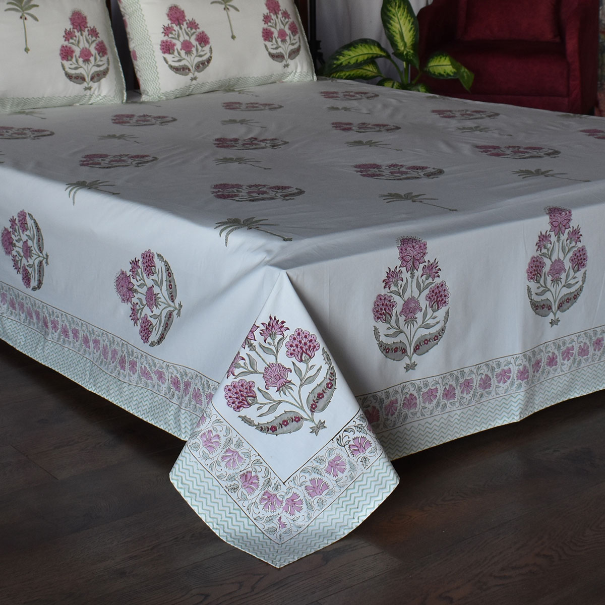 Queen Size Percale Fine Cotton Bedspread with 2 Pillow Cases 200077
