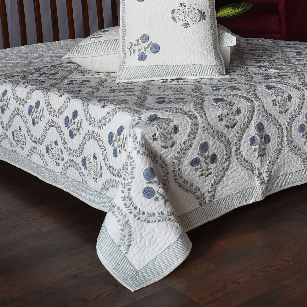 Quilted Bedspread Queen Size 202416