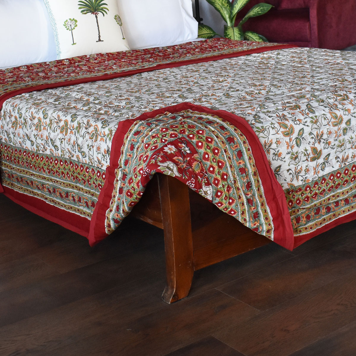 Hand Block Printed Cotton Twin Size Quilt  Apple Blossom 605165