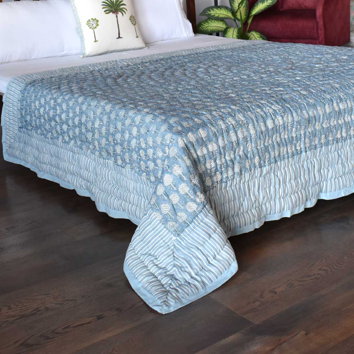 Hand Block Printed Cotton Medium Size Quilt Artichoke Pearl Blue 251210