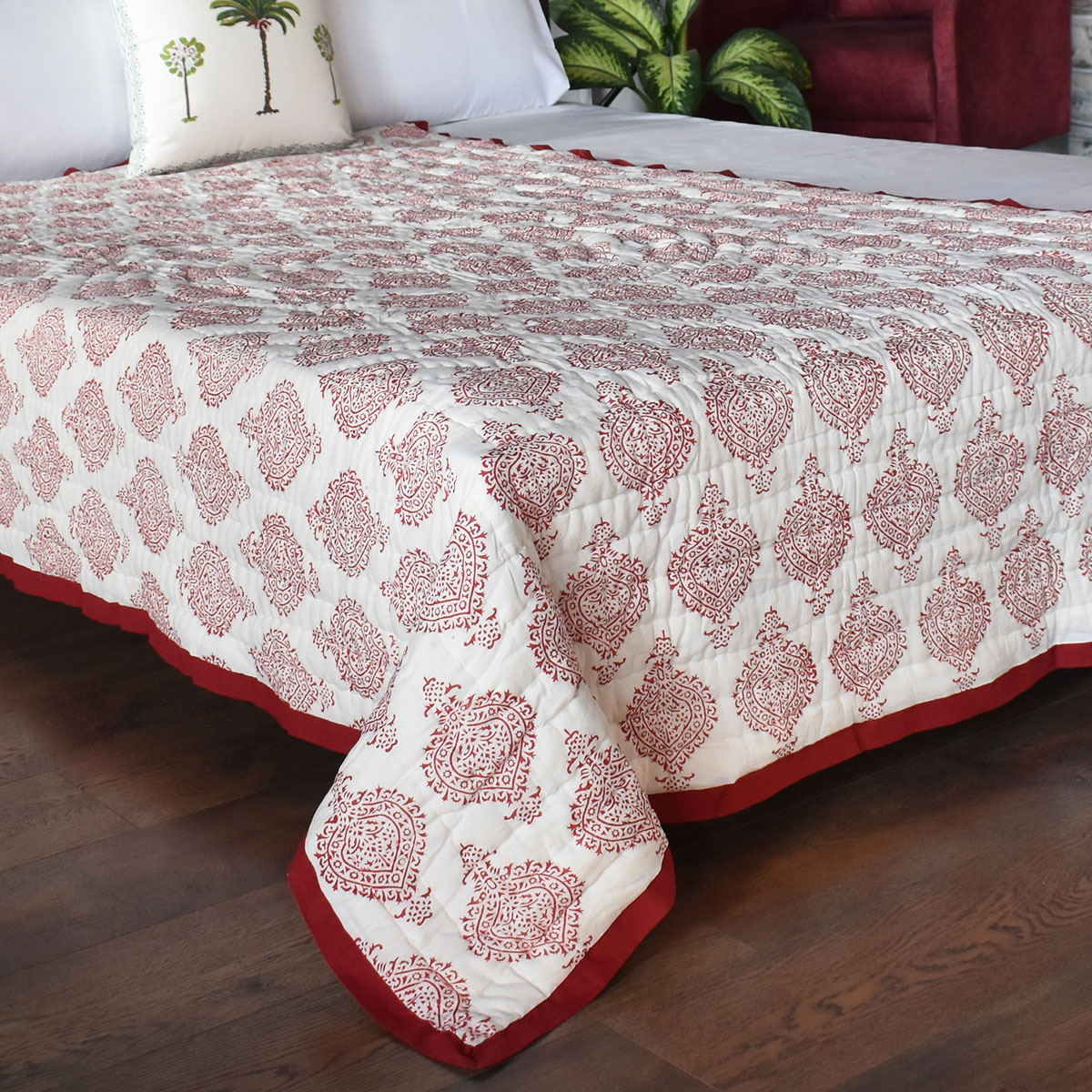 Hand Block Printed Cotton Twin Size Quilt  Bauhaus Lolipop 502191