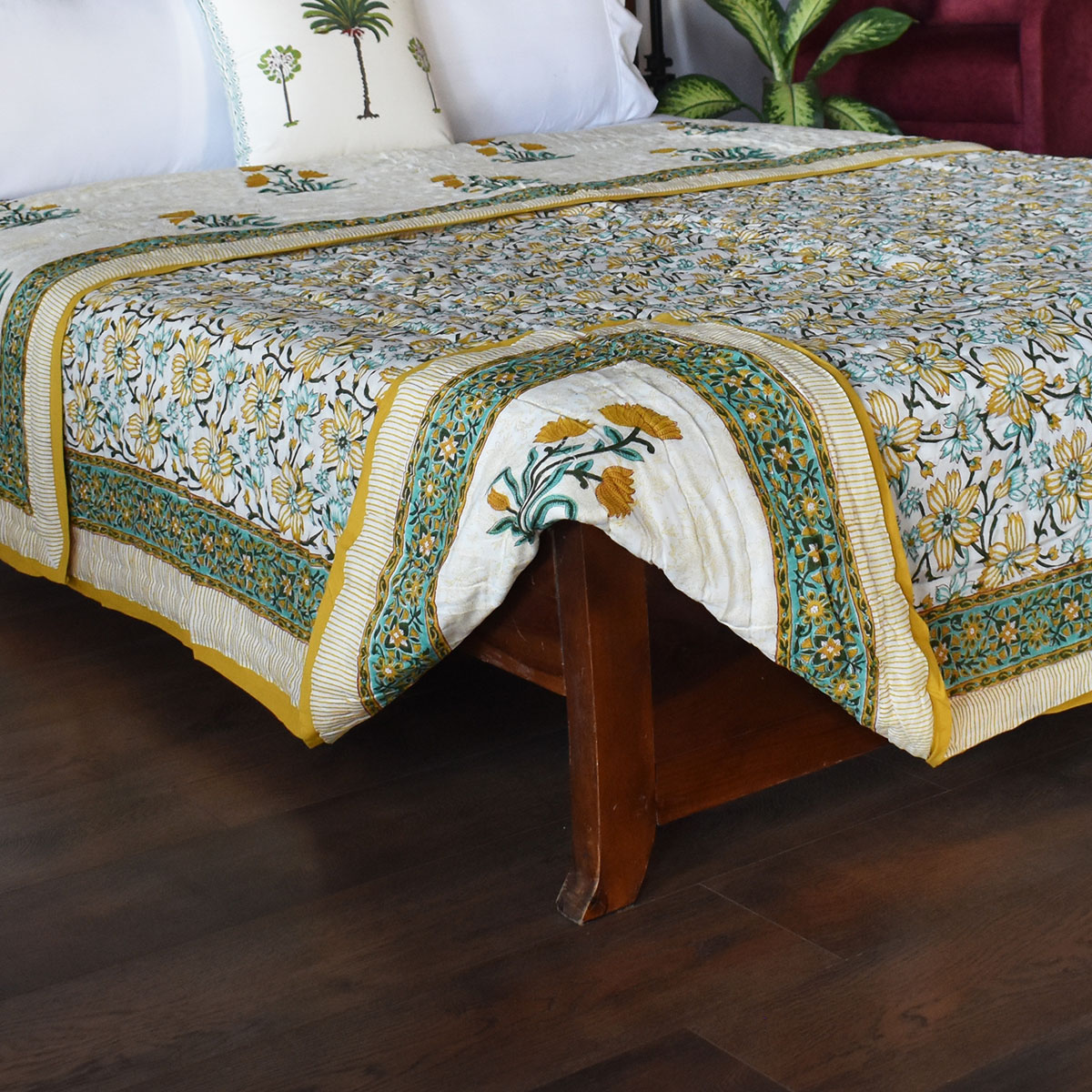 Hand Block Printed Cotton Queen Size Quilt  Champa Kali 204564