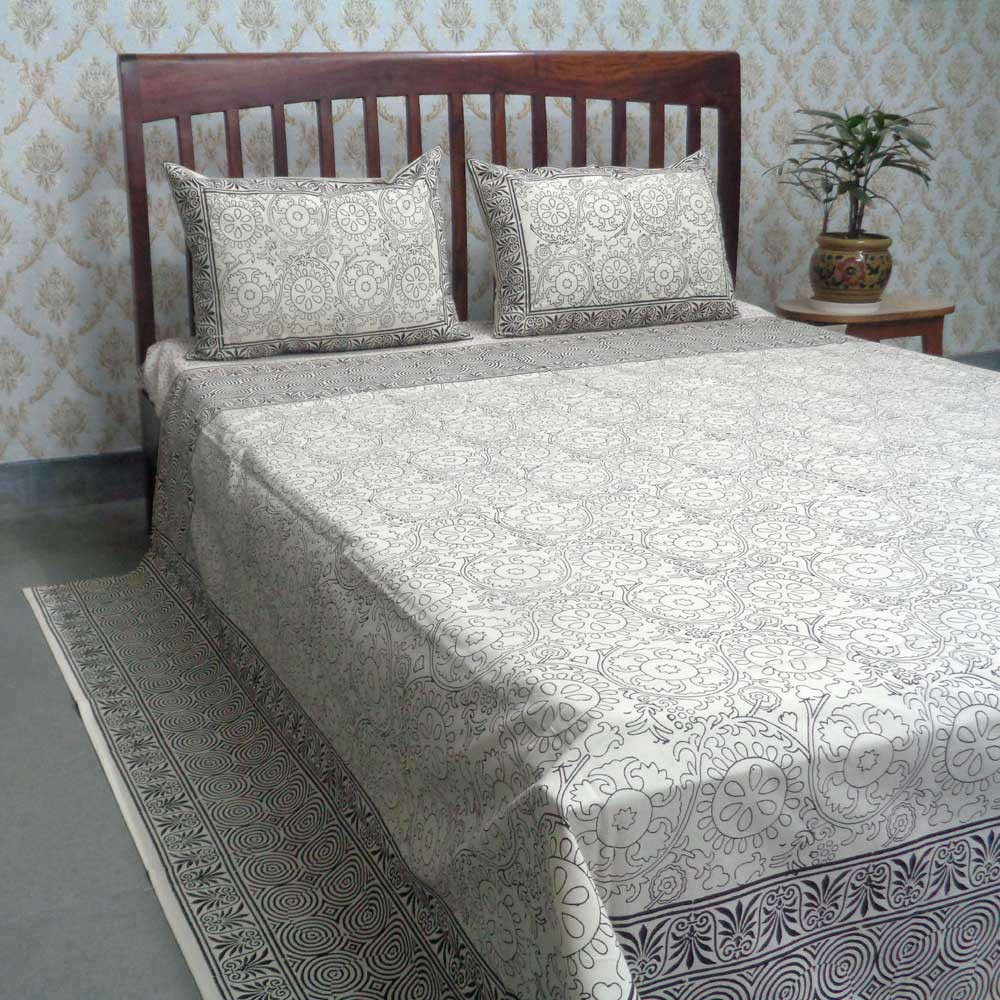 Cotton Block Printed Queen Size Bedspread Black Chakri 101337