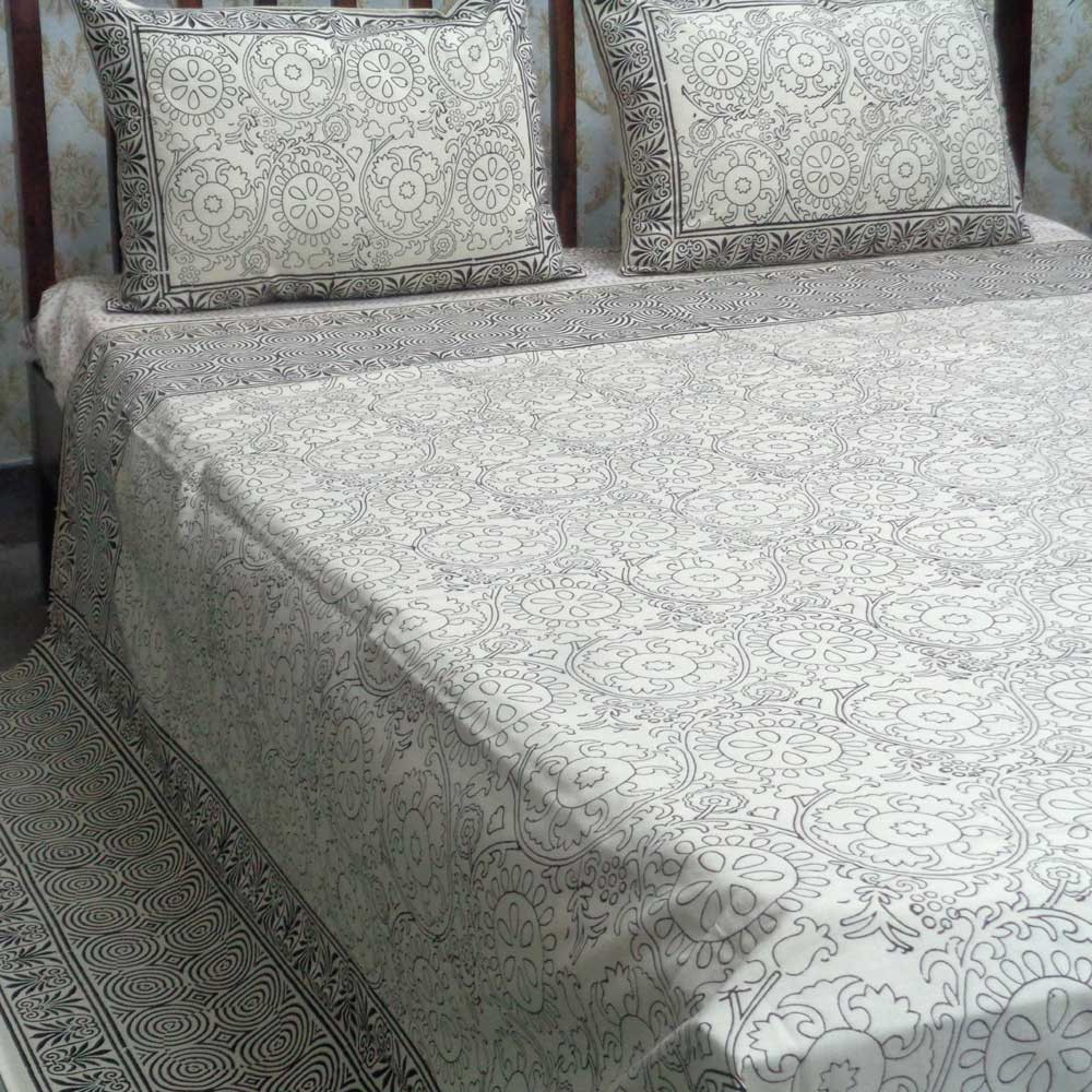 Cotton Block Printed Queen Size Bedspread Black Chakri 101337