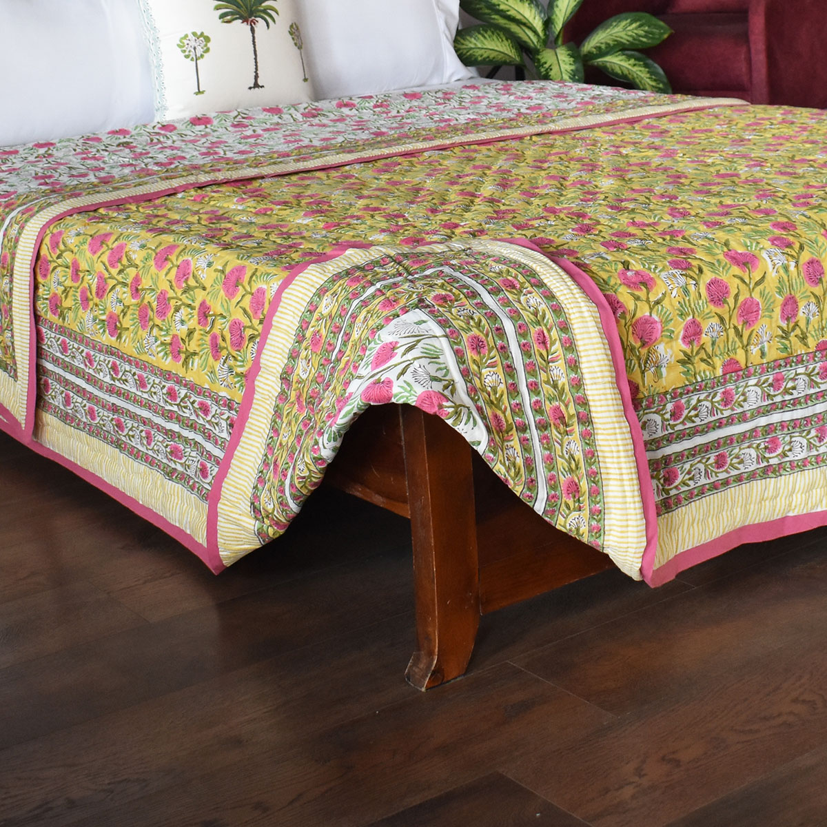 Hand Block Printed Cotton King Size Quilt Desert Blossom Pink 206293