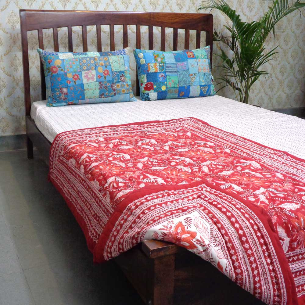 Hand Block Printed Baby Quilt 100x140 cm Jaipur Razai Bossanova Red Gud 208858