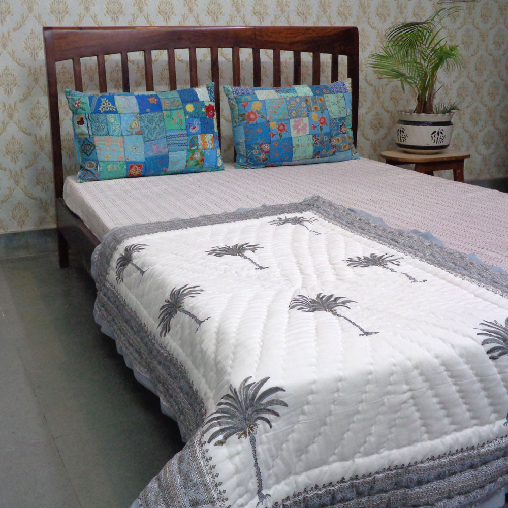 Hand Block Printed Baby Quilt  100x140 cm Jaipur Razai  Palm Tree Grey 203495