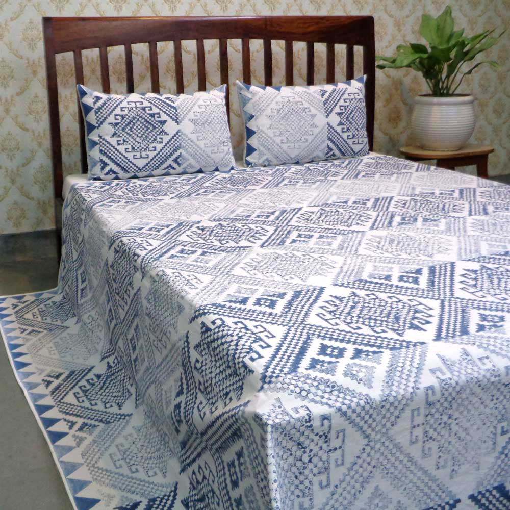 Hand Block Printed Cotton Queen Size Bedspread 104432