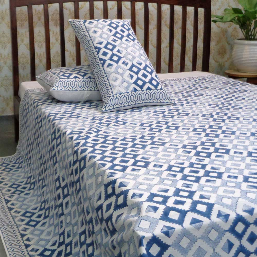 Hand Block Printed Cotton Queen Size Bedspread 104440