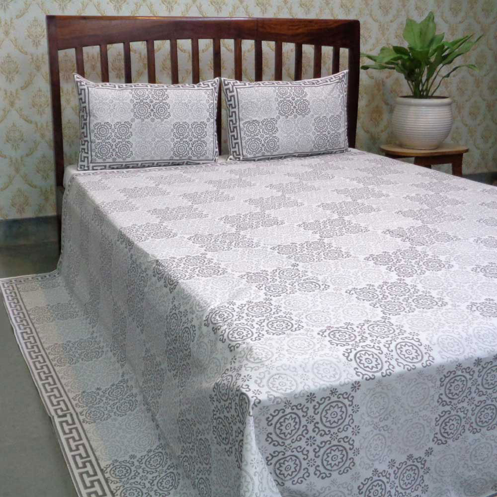 Hand Block Printed Cotton Queen Size Bedspread 104523