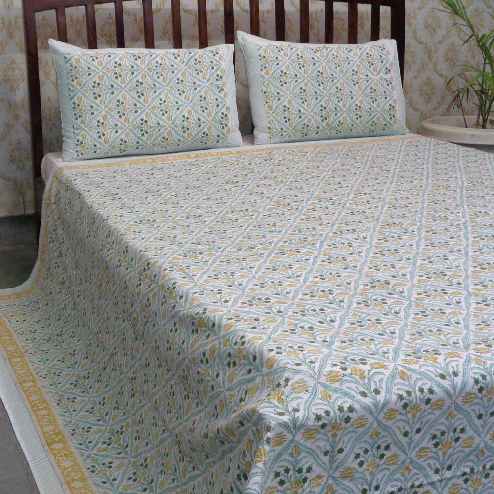 Hand Block Printed Cotton Queen Size Bedspread 208083