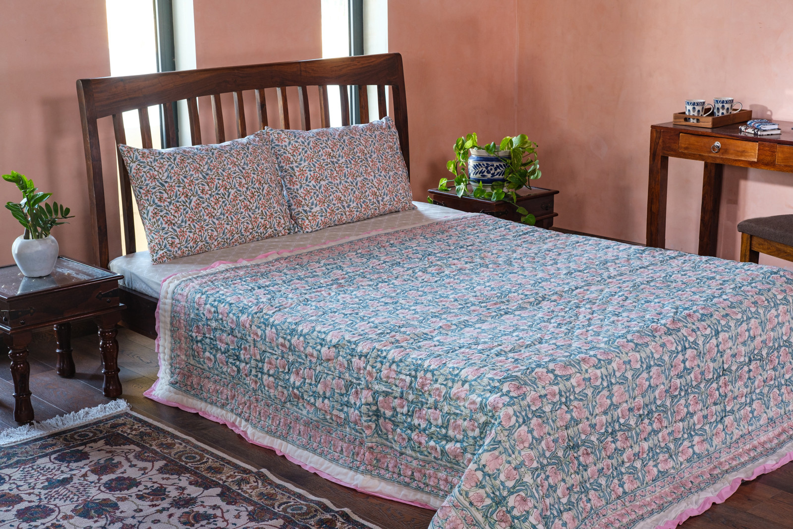 Hand Block Printed Cotton Queen Size Quilt Bauhaus Pink Flower 601774