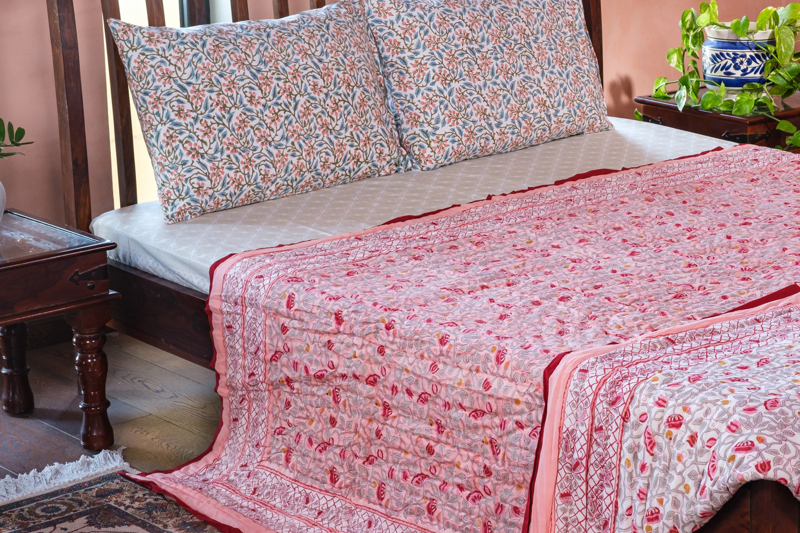 Hand Block Printed Cotton Queen Size Quilt Waterlily Pink Gud 906174
