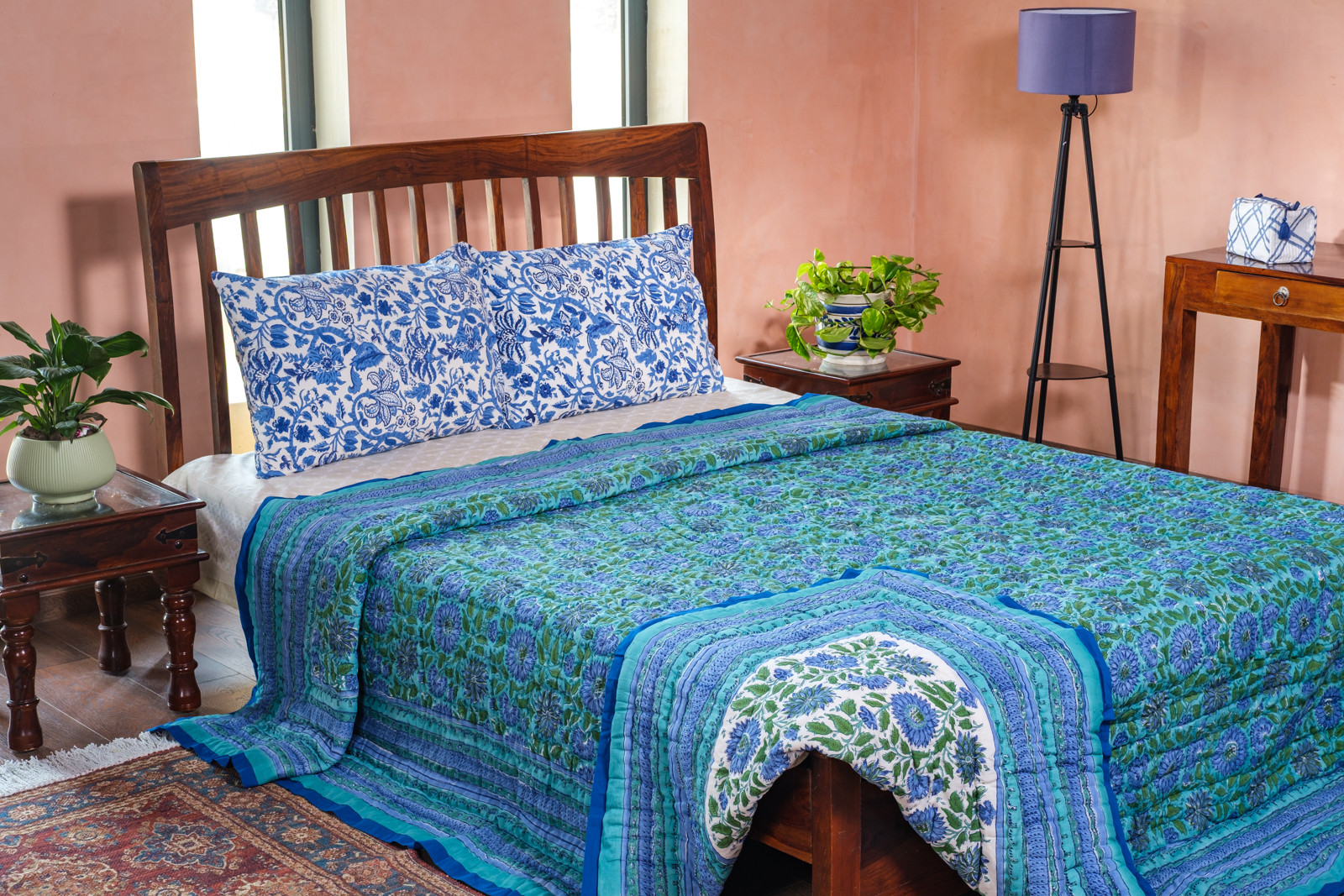 Hand Block Printed Cotton Quilt King Size Surajmukhi Blue Gud 106164