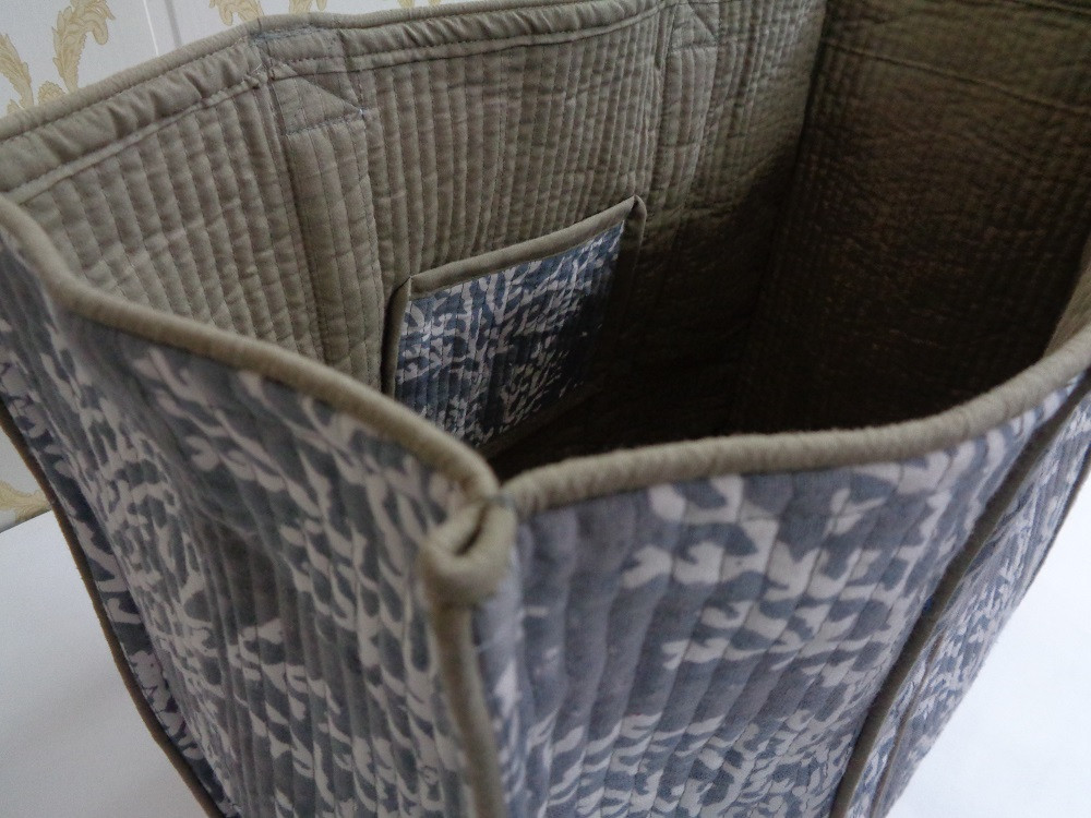 Hand Block Printed Cotton Quilted Tote Bag Coral Ashley Grey 701931