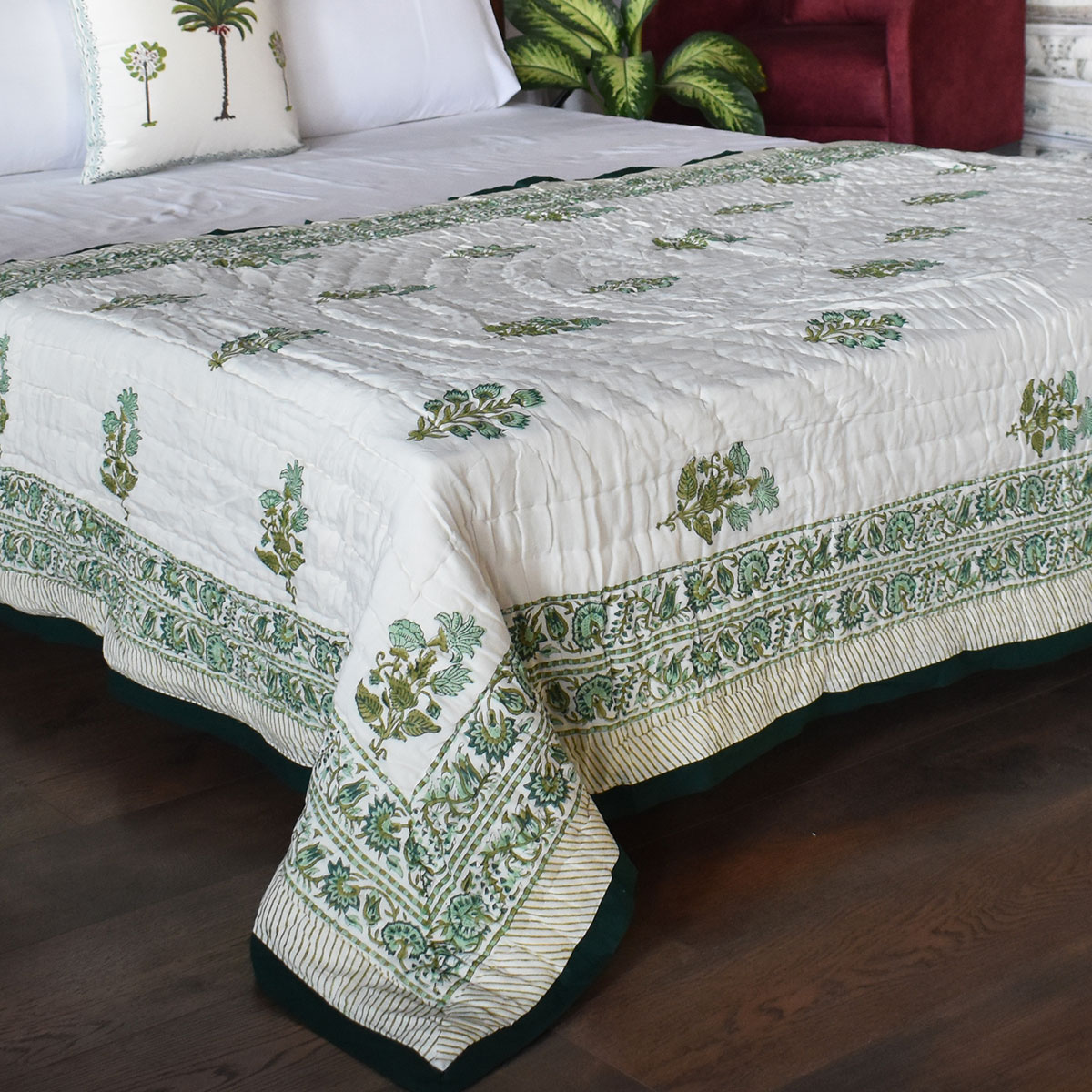 Hand Block Printed Cotton Twin Size Quilt Hari Bagia Jaal 605170