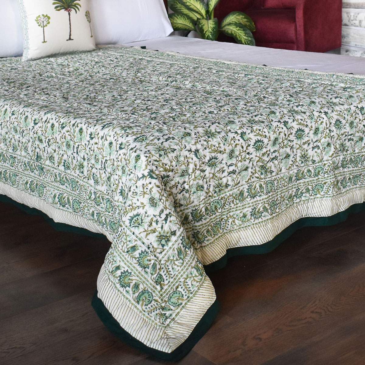 Hand Block Printed Cotton Twin Size Quilt Hari Bagia Jaal 605170