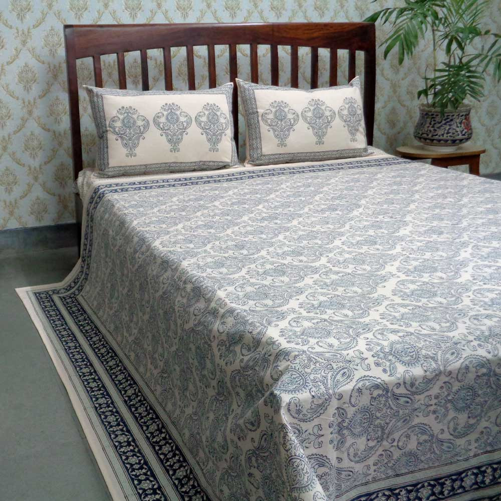 Off White Dyed and Block Printed Queen Size Bedspread  Crown Paisley 101883