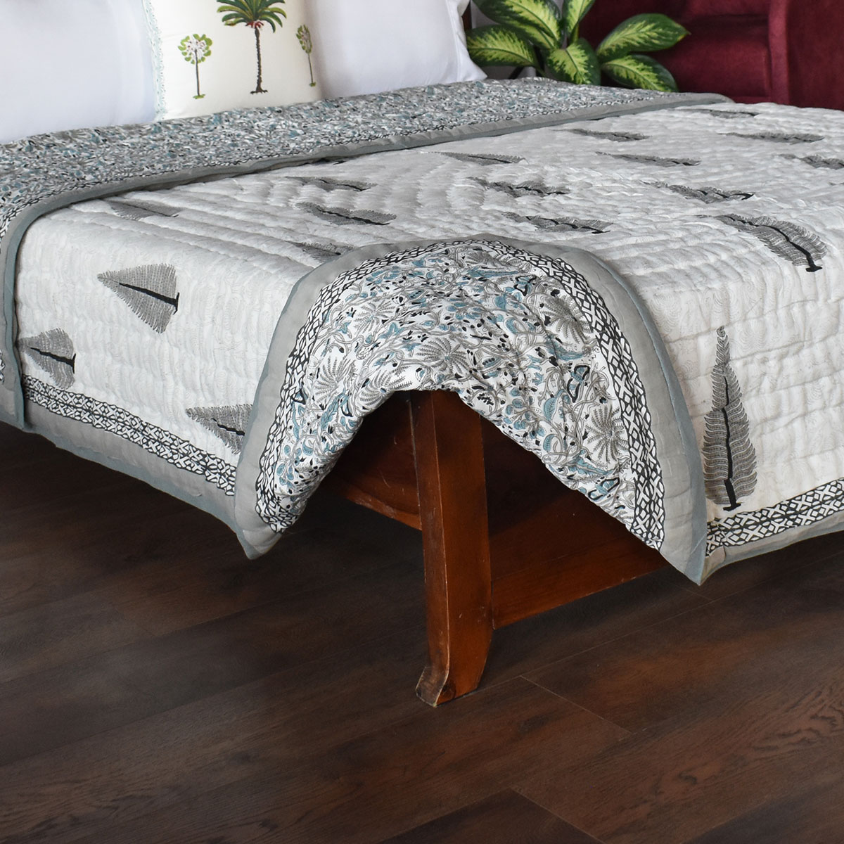 Queen Size Soft Cotton Quilt Handmade  Passion Flower Grey 108709